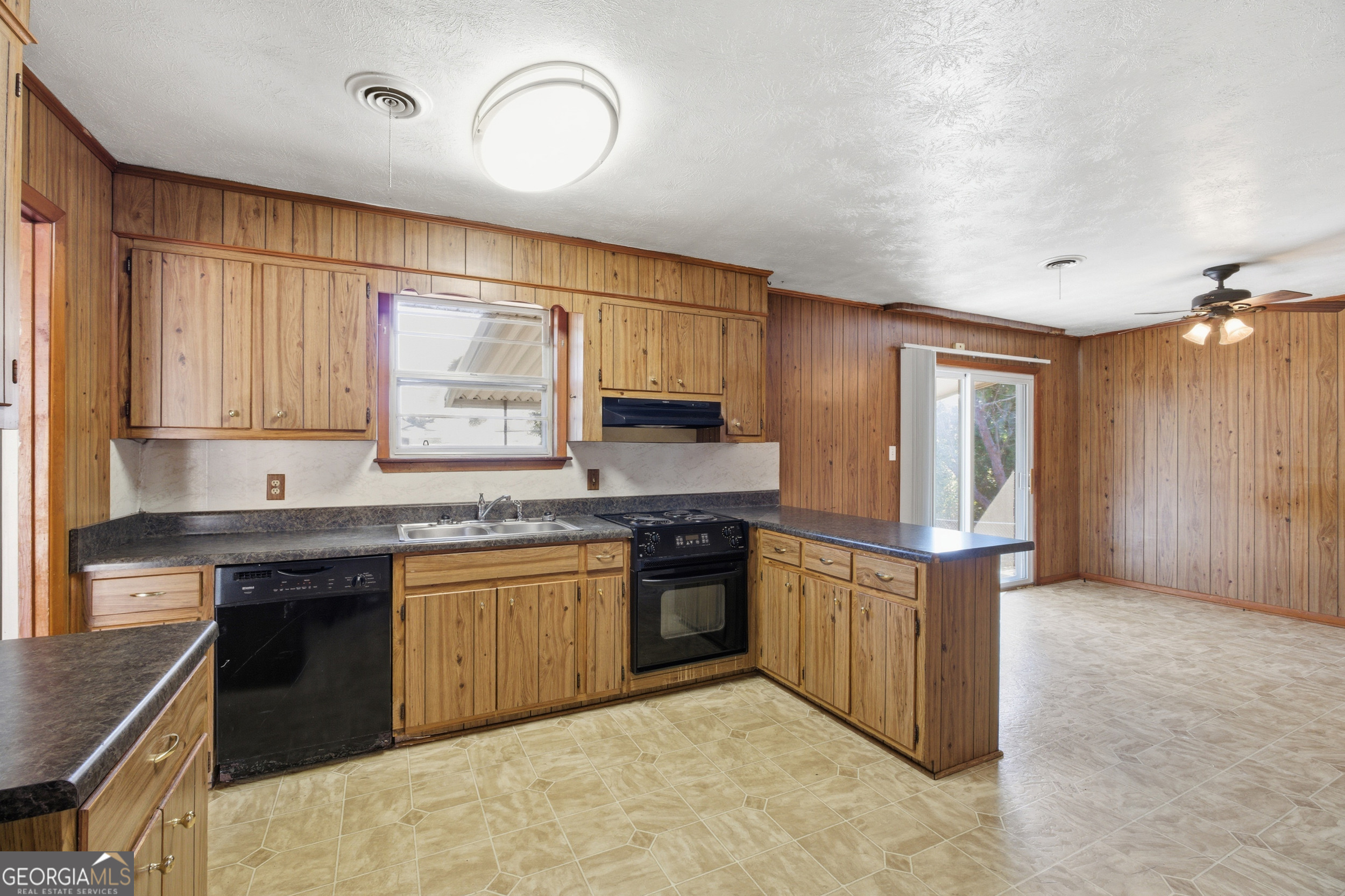 3606 Greiner Drive Property Photo 9