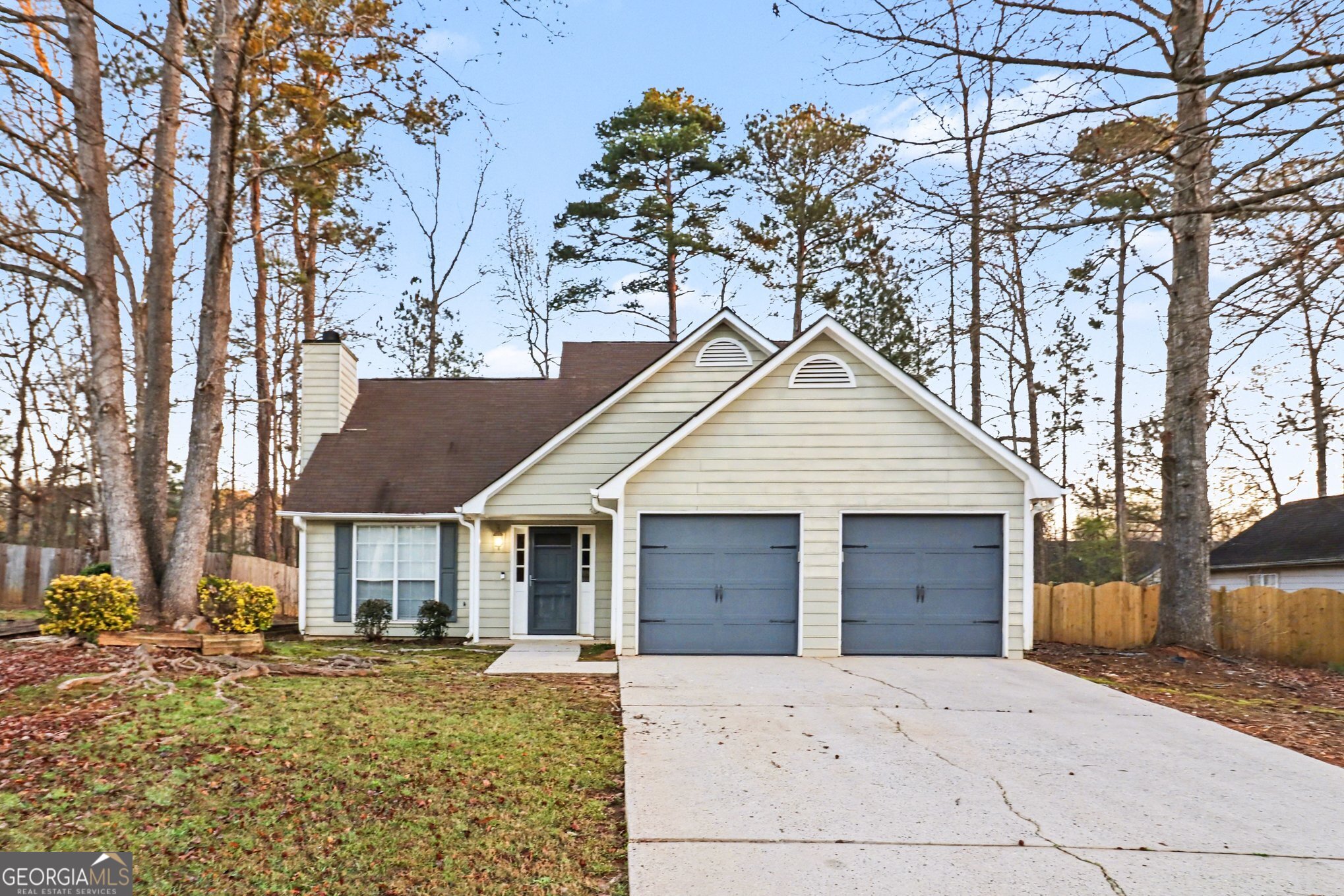 725 River Mist Drive Property Photo 1