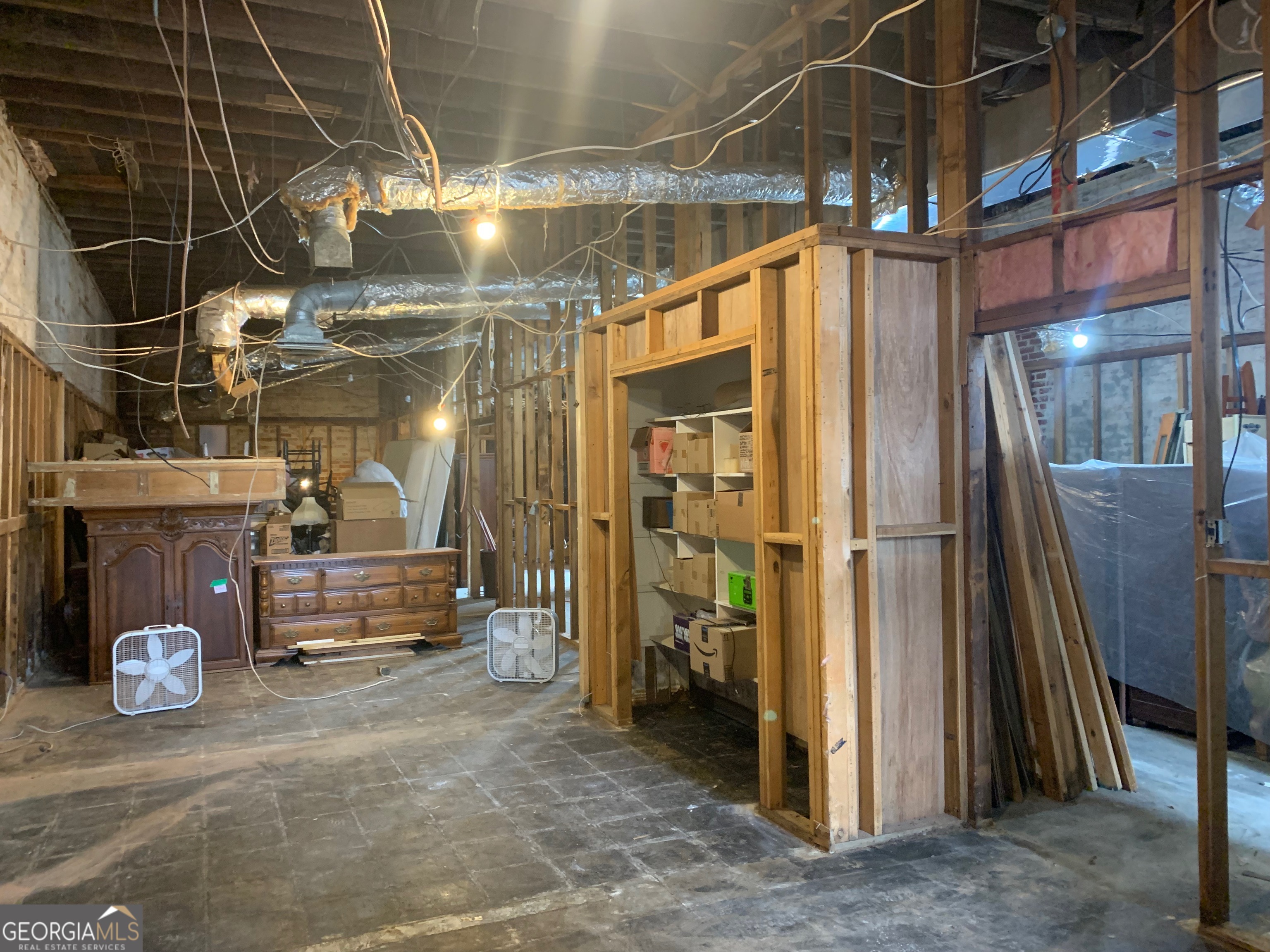 100 Sumter Street Property Photo 6
