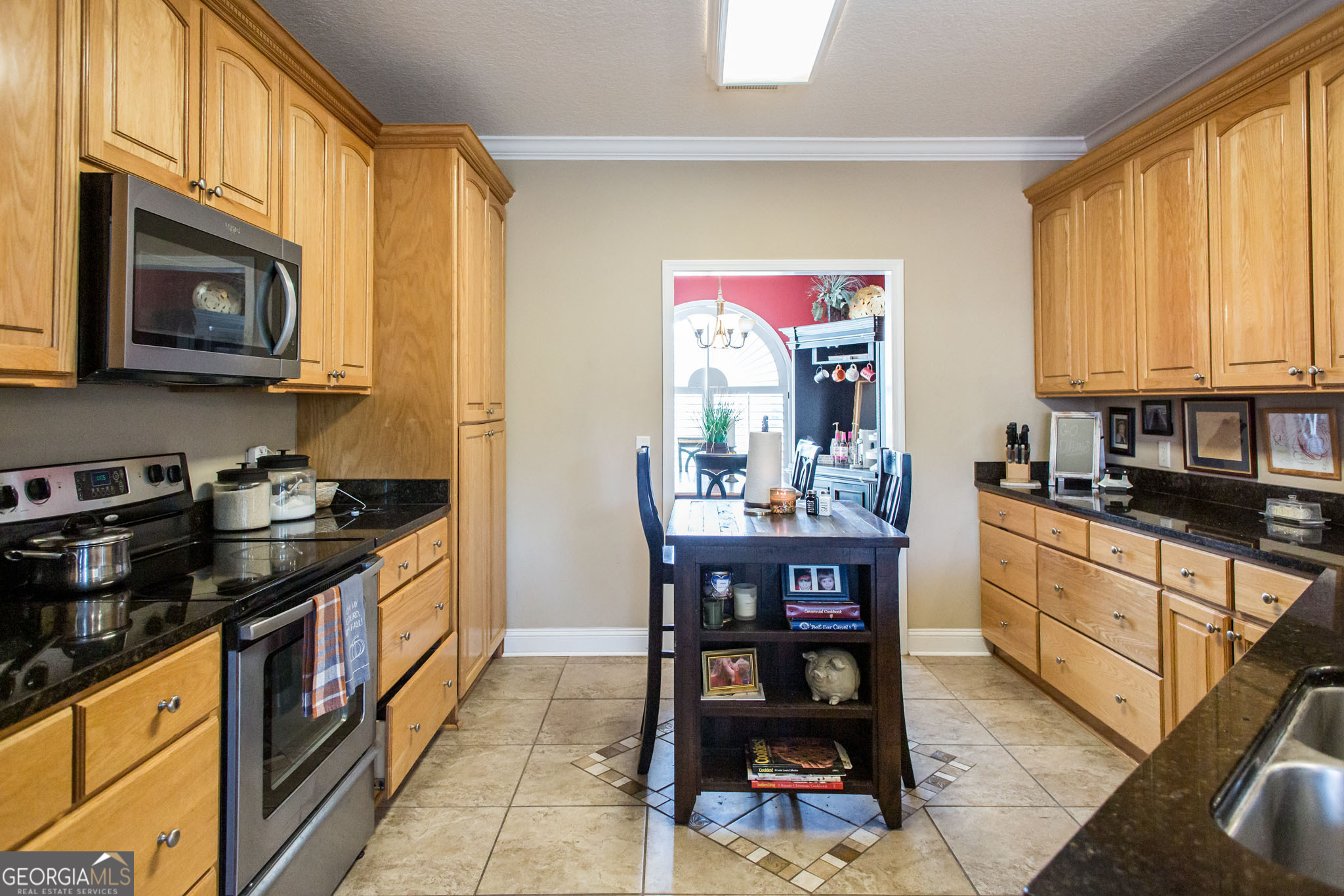 851 Carriage Lane Property Photo 9