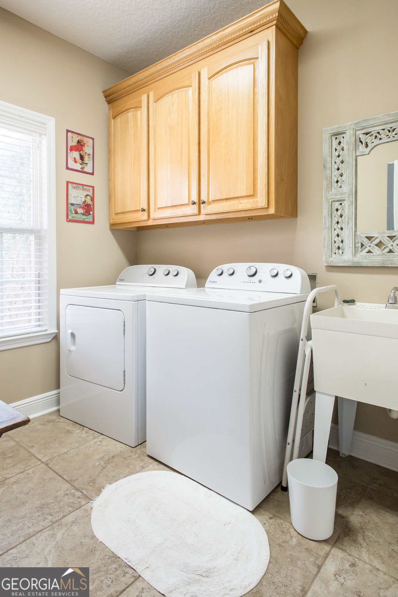 851 Carriage Lane Property Photo 18