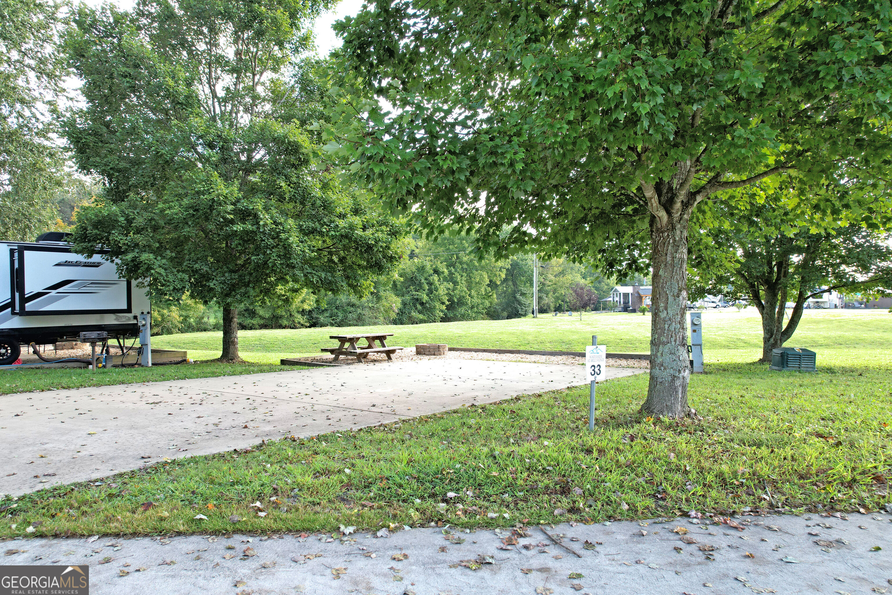 33 Mountain Meadows Circle Property Photo 1