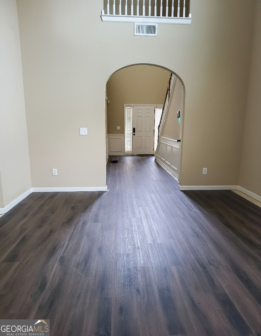 2912 Wellington Street Property Photo 4