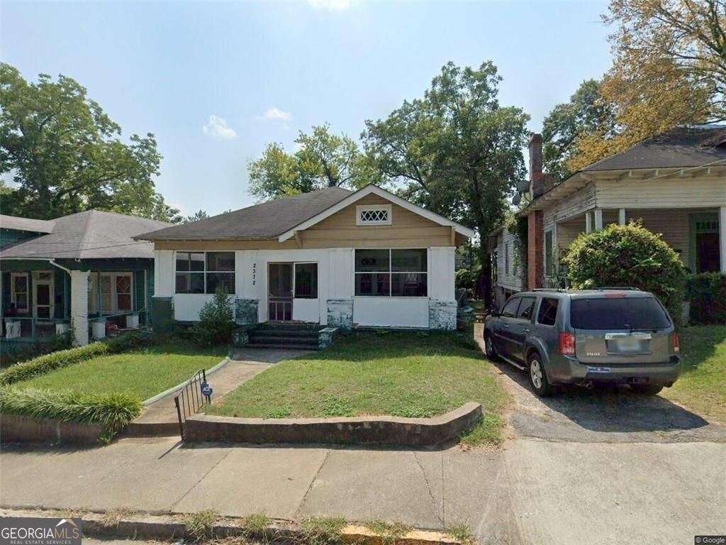 2372 Beech Avenue Property Photo 1