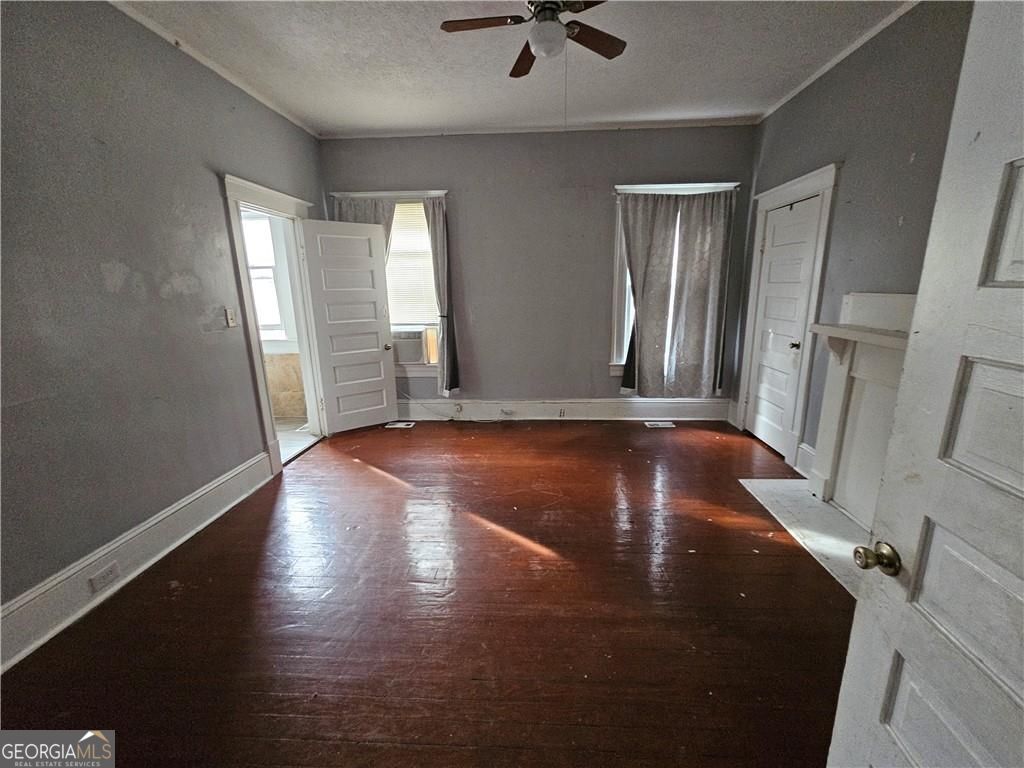 2372 Beech Avenue Property Photo 6