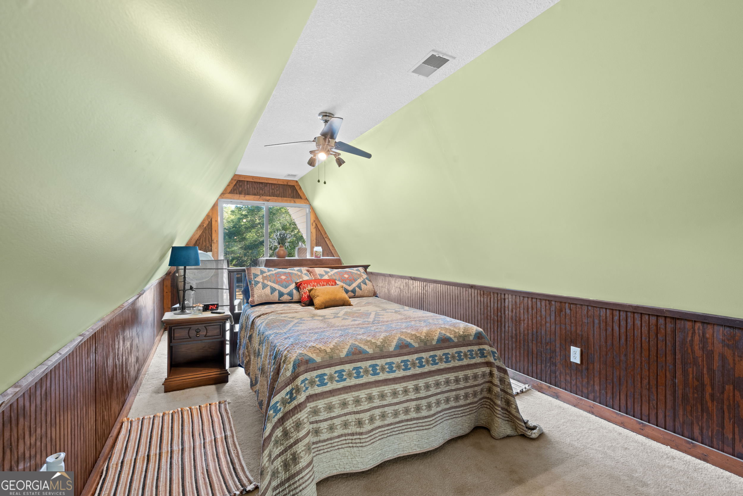 554 Mariners Way Property Photo 15