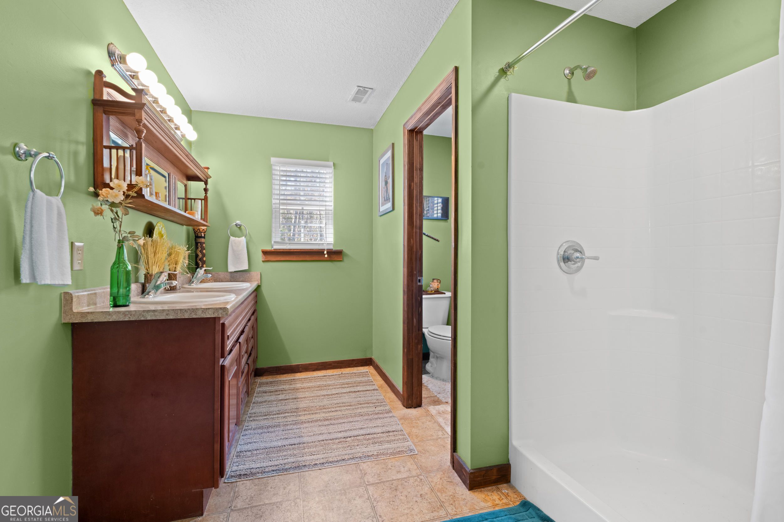 554 Mariners Way Property Photo 18