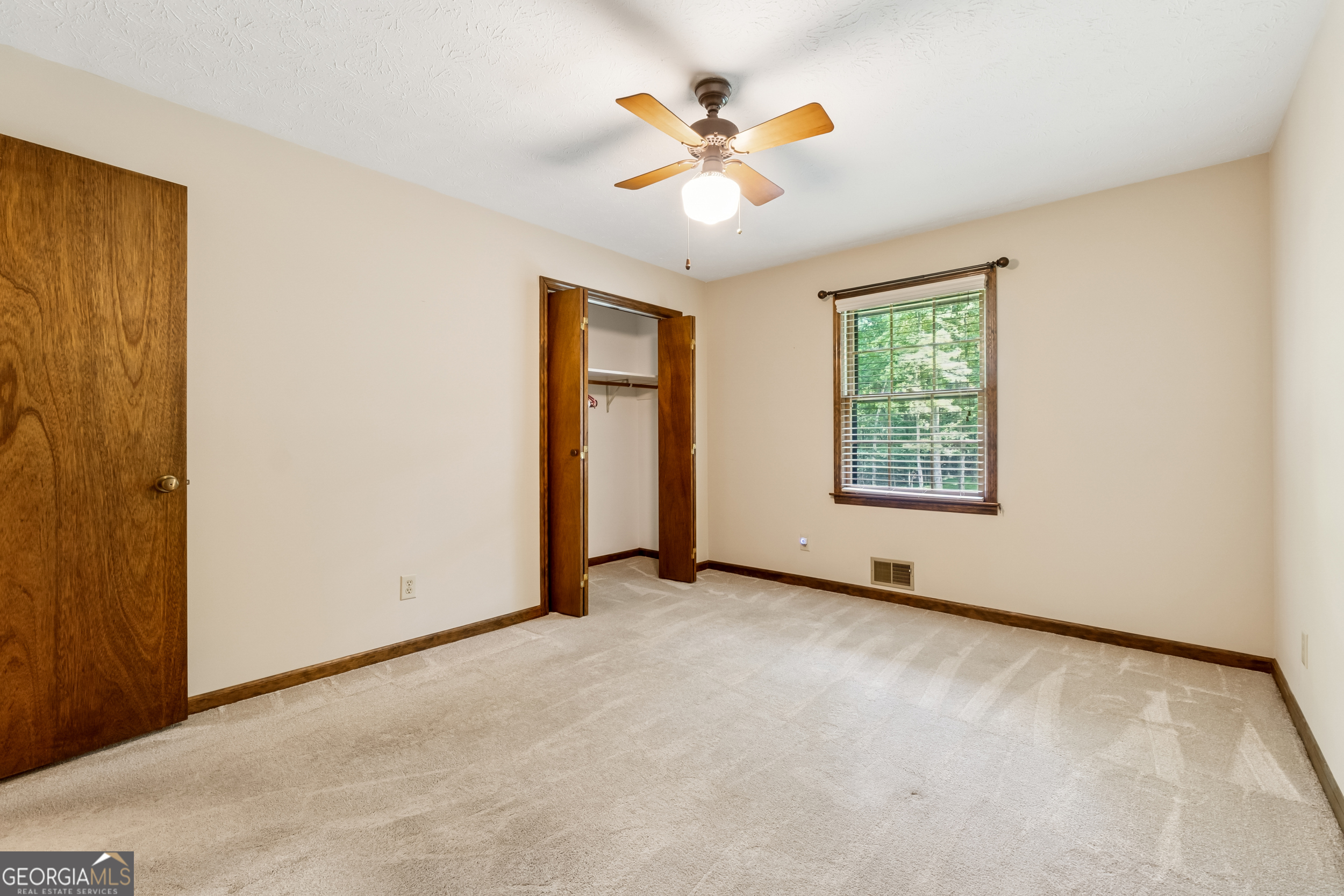 2270 Dinsmore Road Property Photo 17