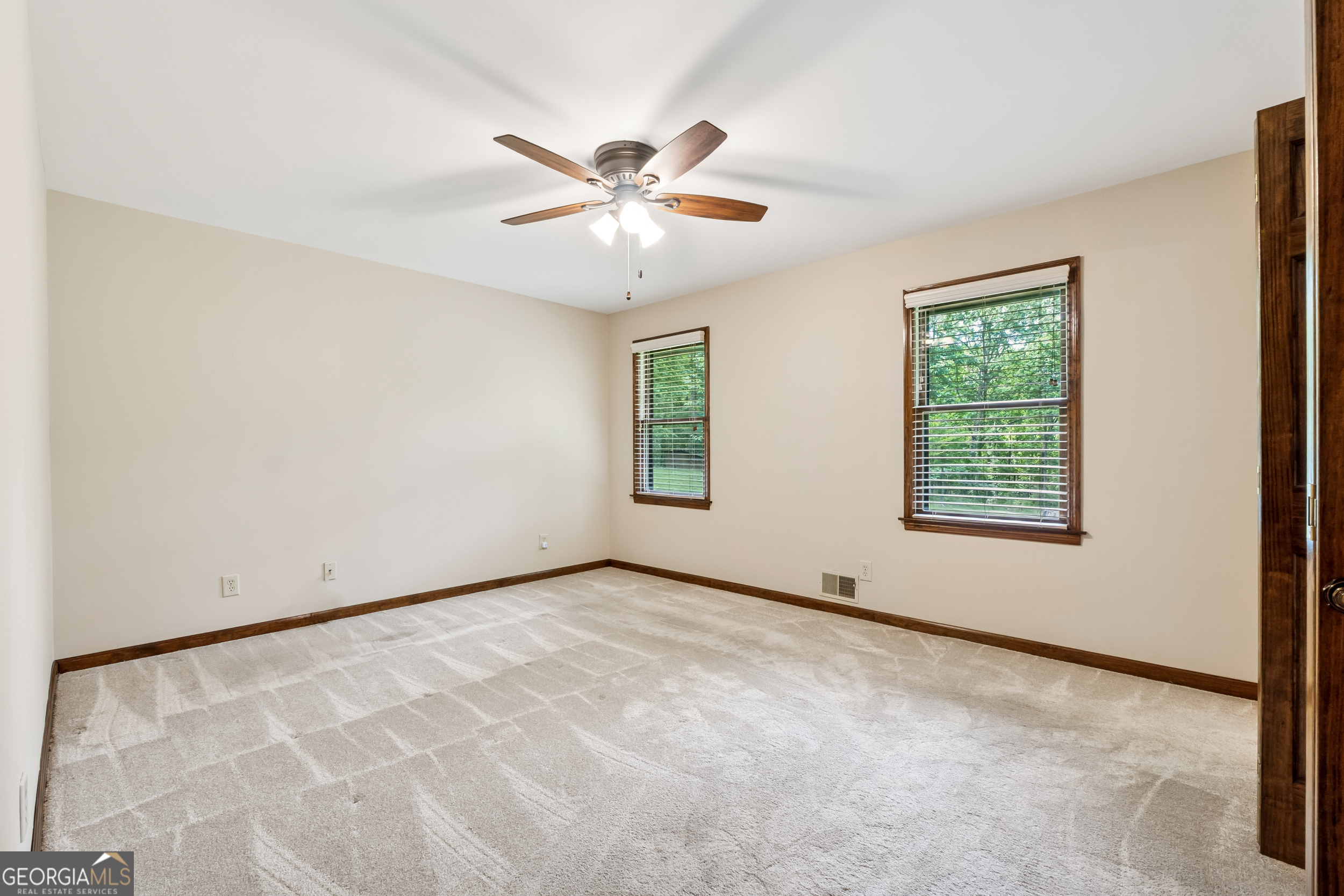 2270 Dinsmore Road Property Photo 25