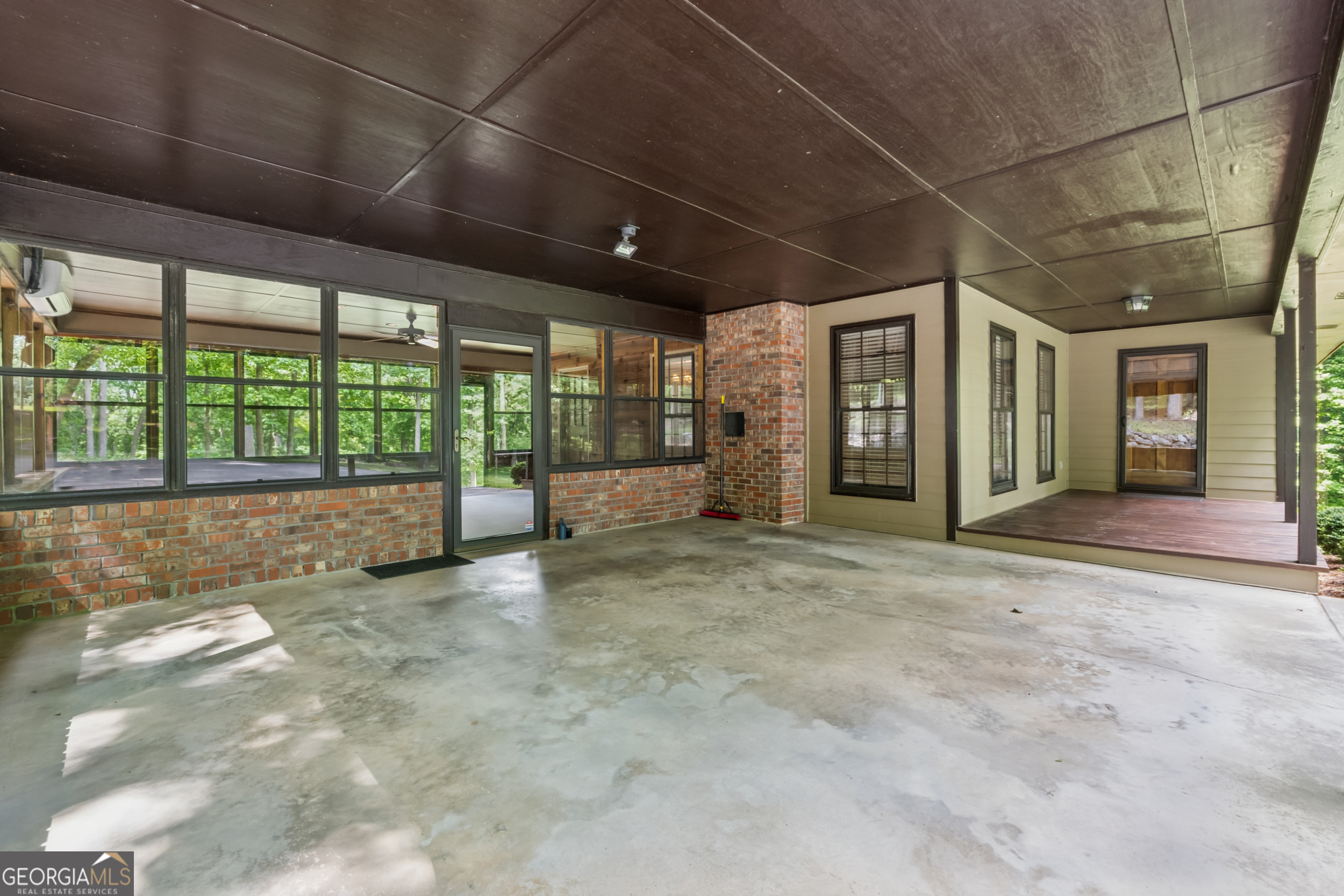 2270 Dinsmore Road Property Photo 37