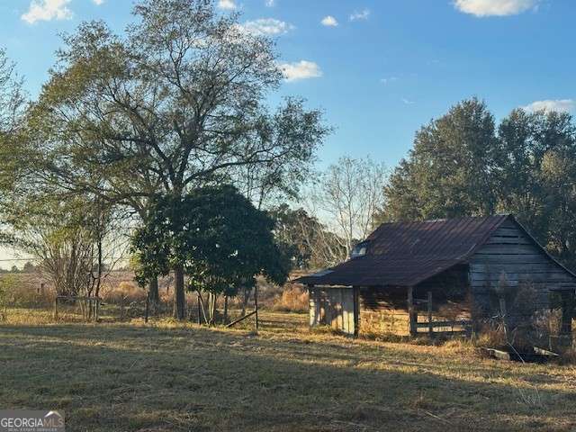 8893 Sunbury Road Property Photo 1