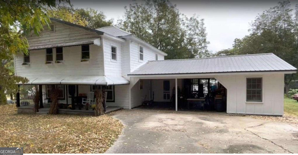97 Sycamore Street Property Photo 1