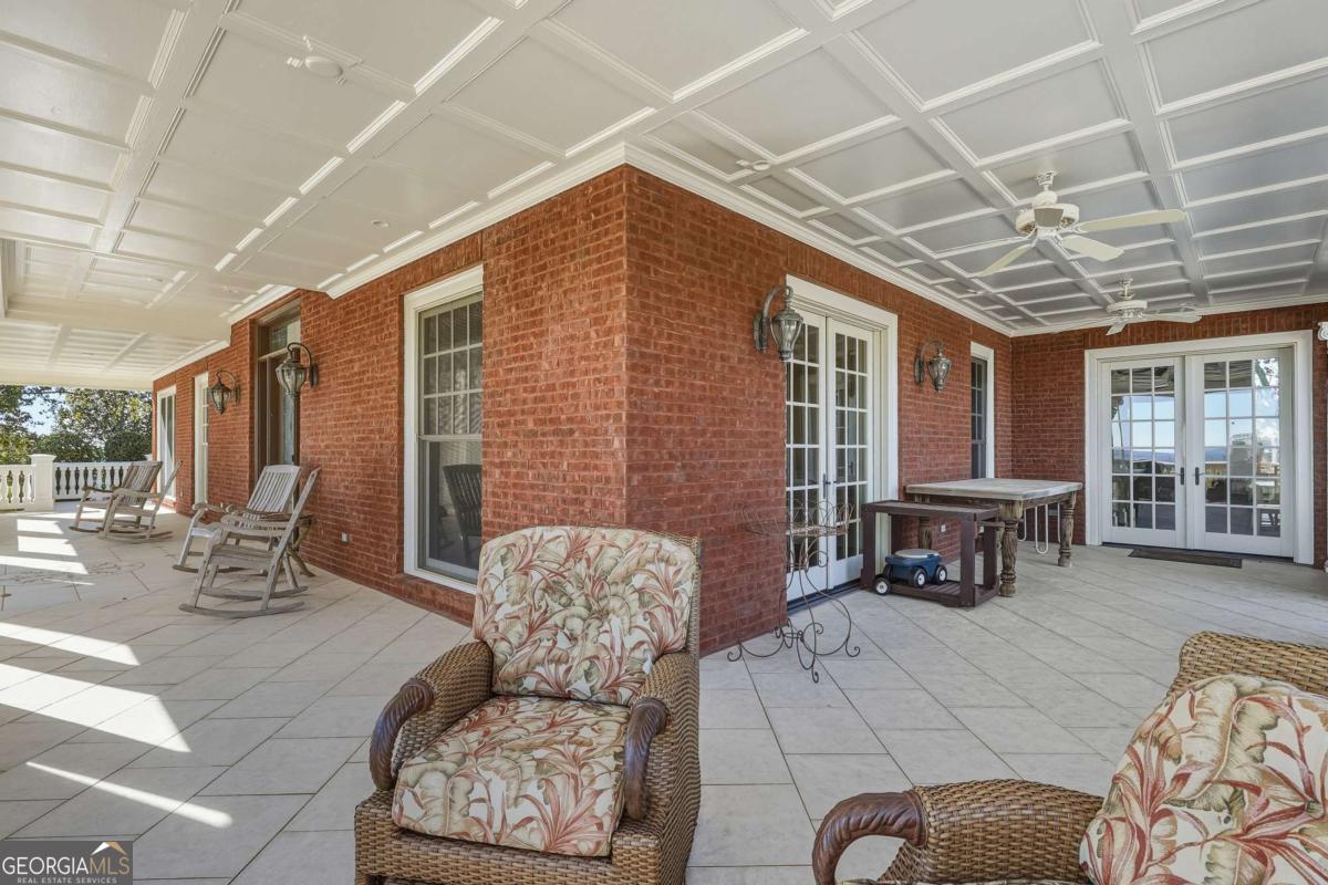 4620 Highland Drive Property Photo 15