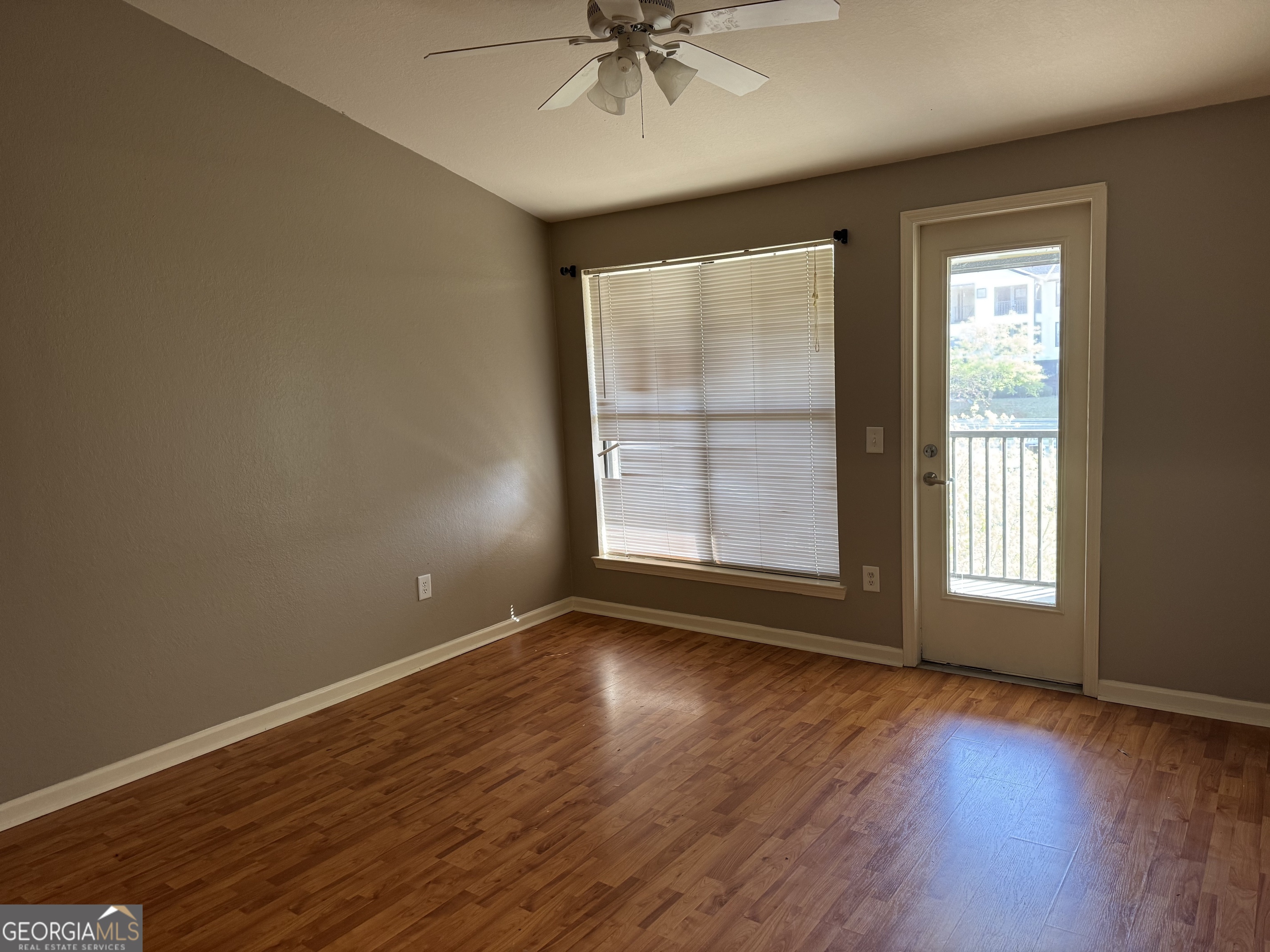 211 North Avenue # 1332 Property Photo 2