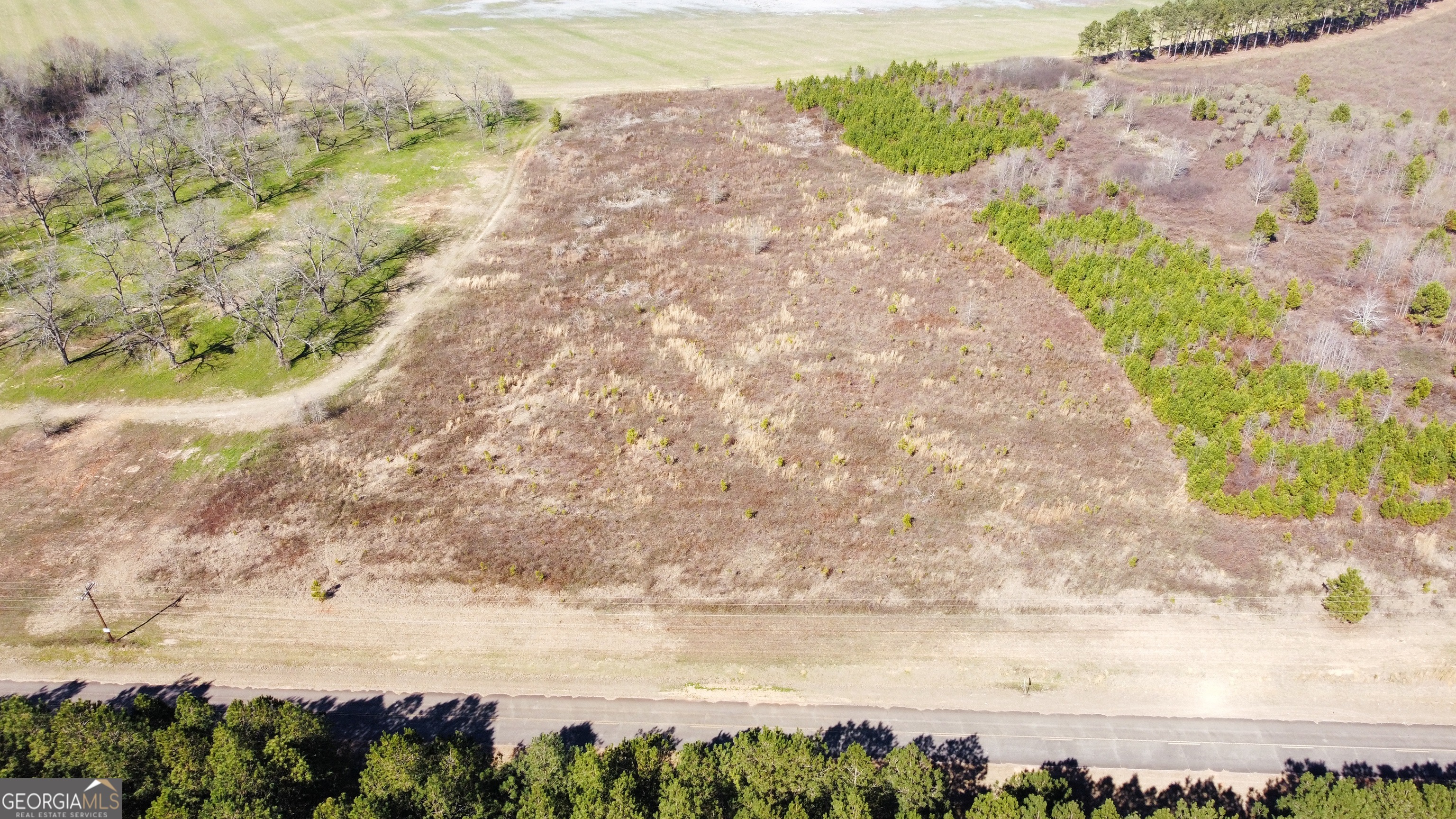 4 N County Line Road Property Photo 4