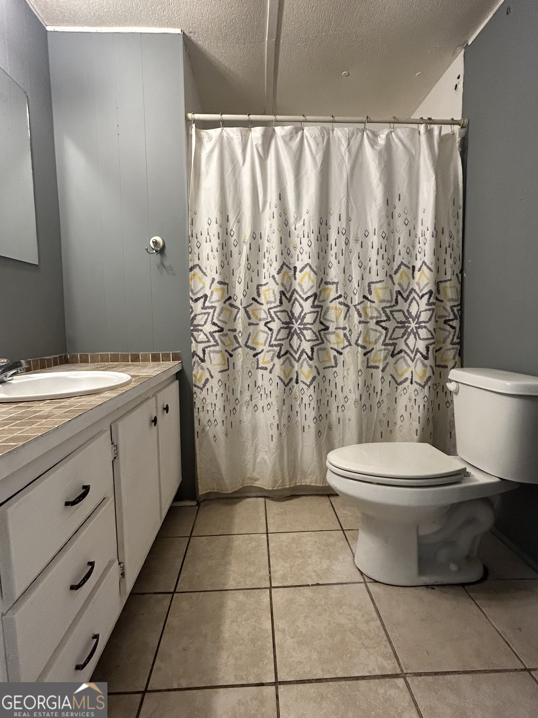4 Skyland Drive W Property Photo 10