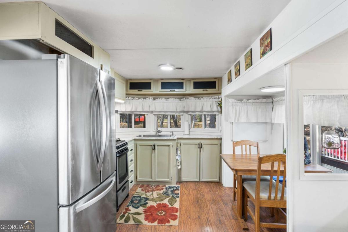 4117 Riverbank Run # 17 Property Photo 17