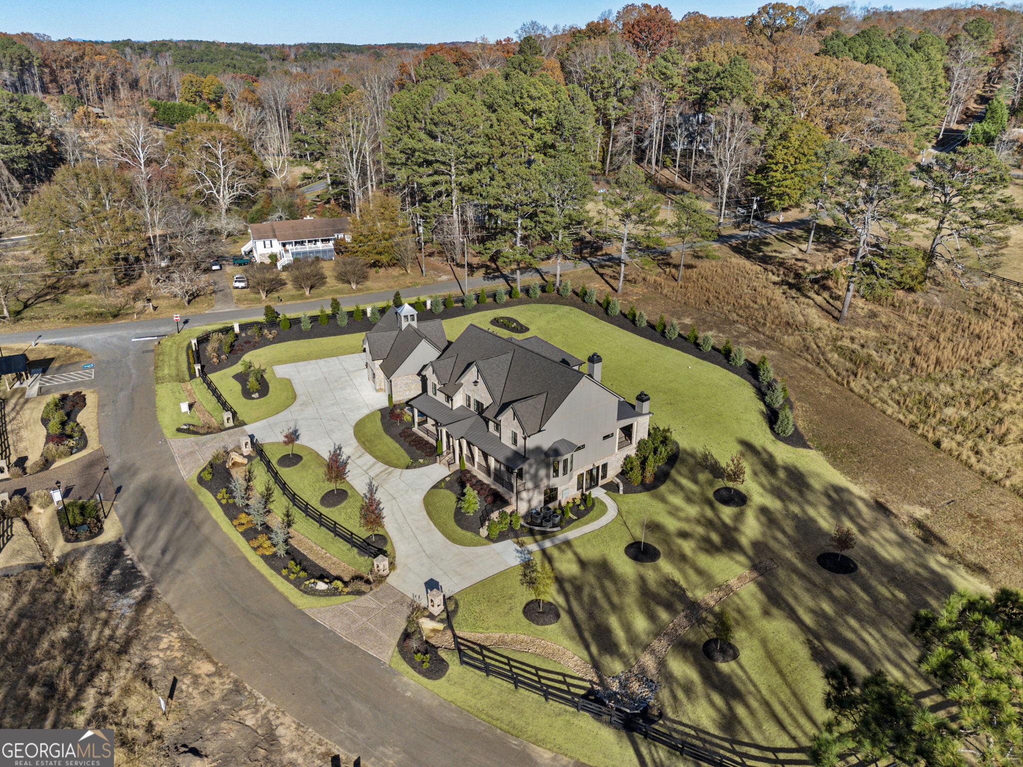 1005 Haddie Way Property Photo 18