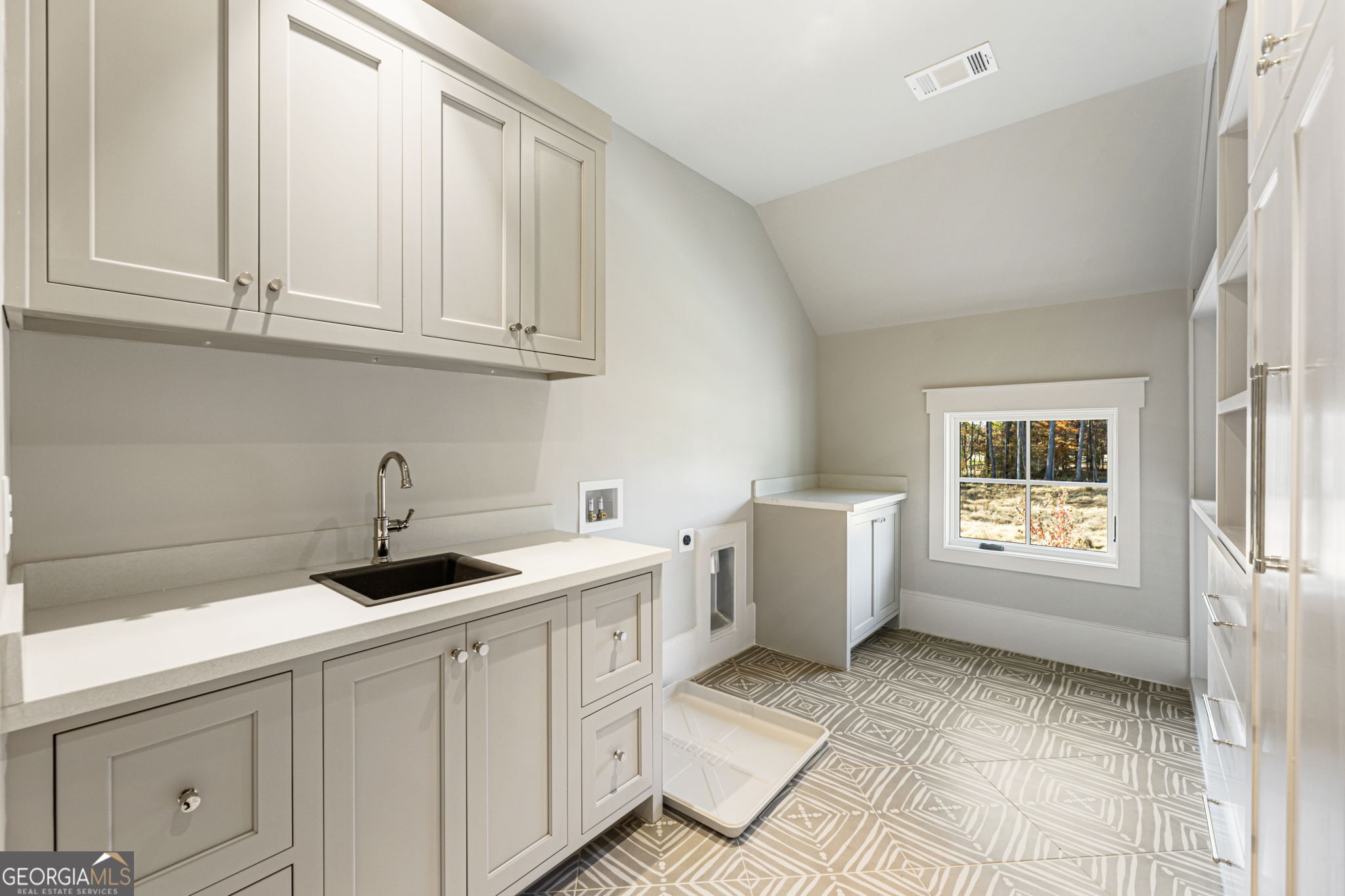 1005 Haddie Way Property Photo 128