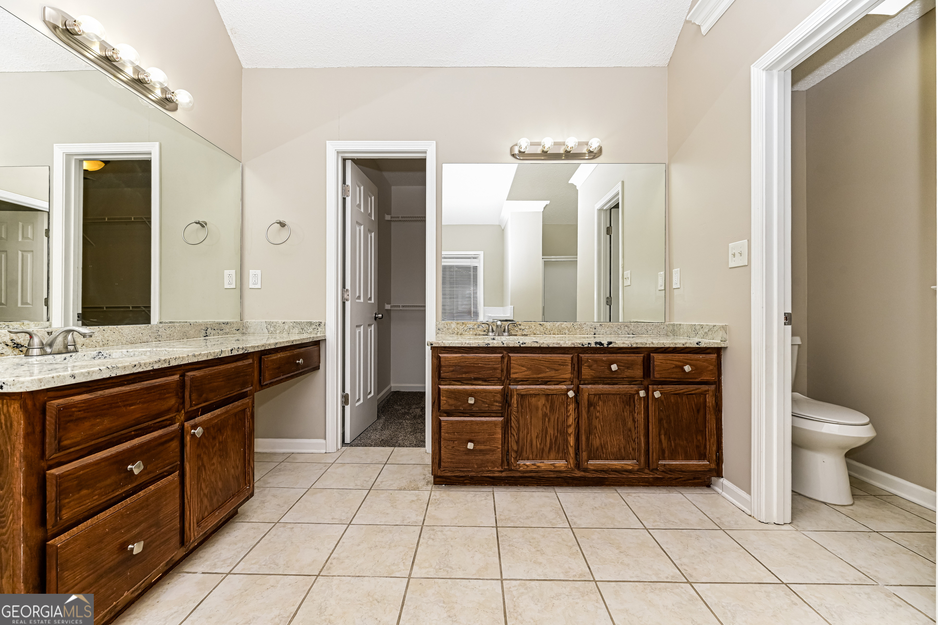 100 Red Maple Drive Property Photo 10