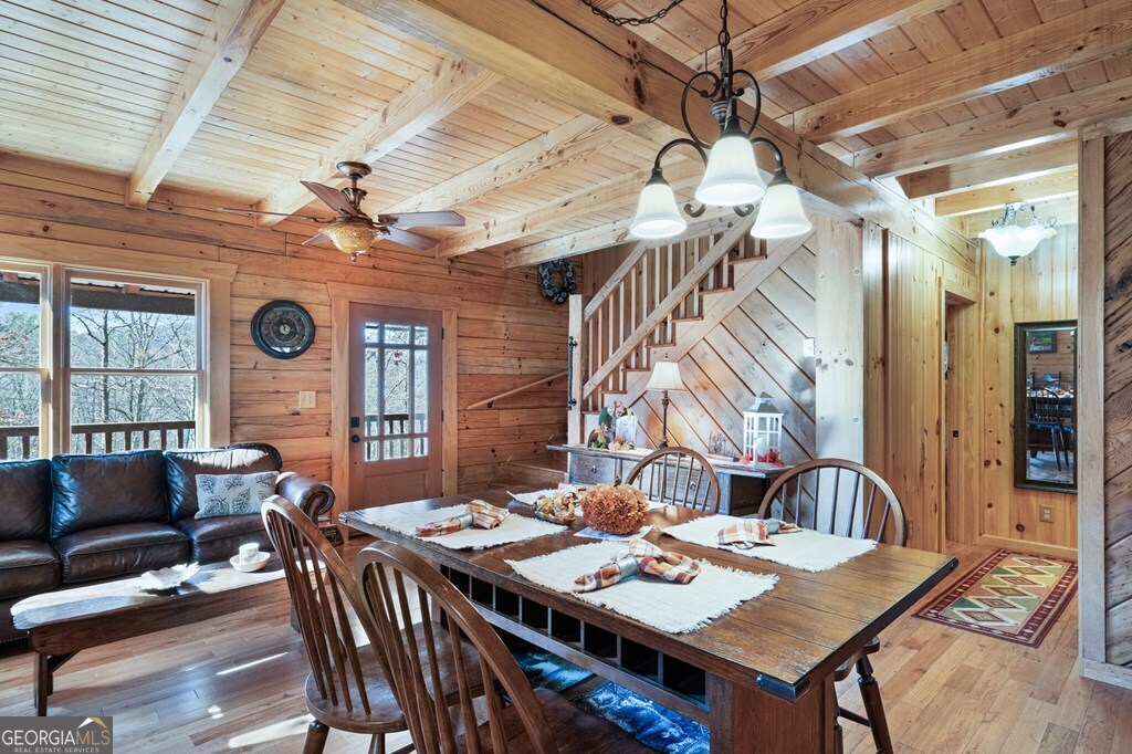 488 Smith Road Property Photo 7