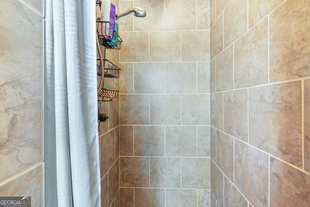 488 Smith Road Property Photo 18