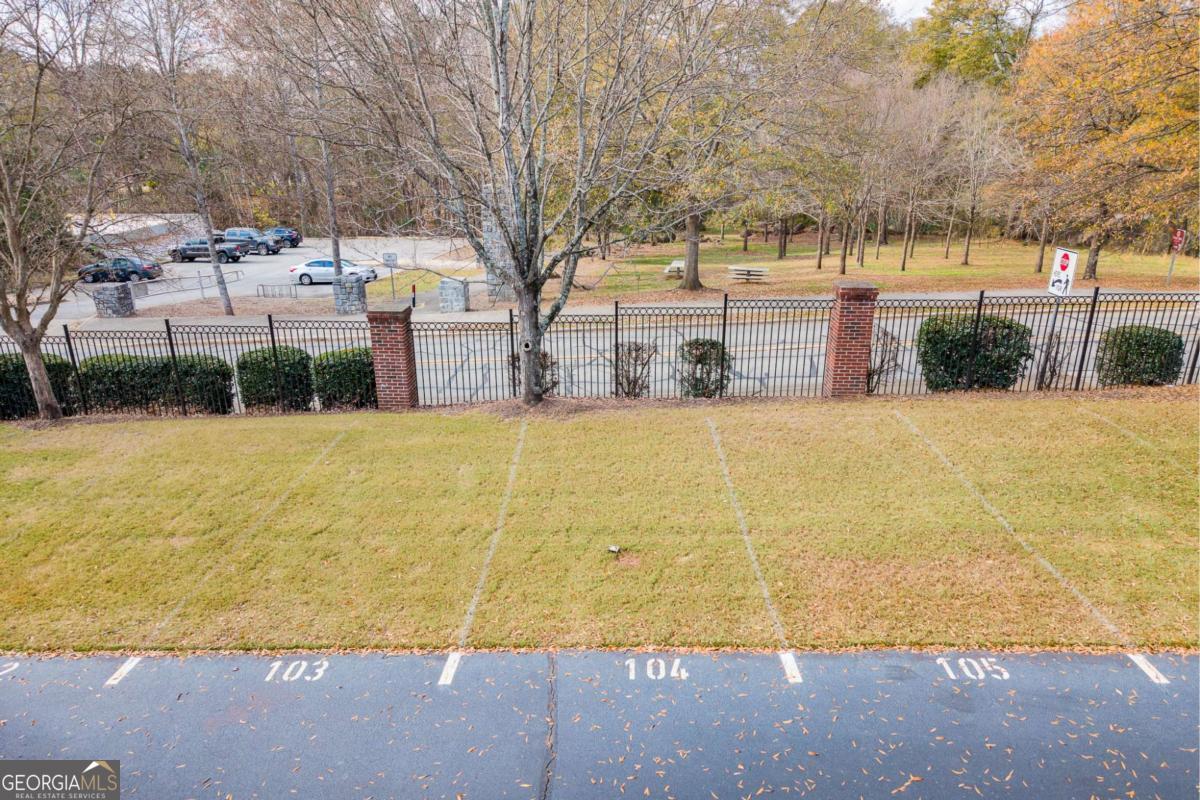 225 Oak Street # 104 Property Photo 11