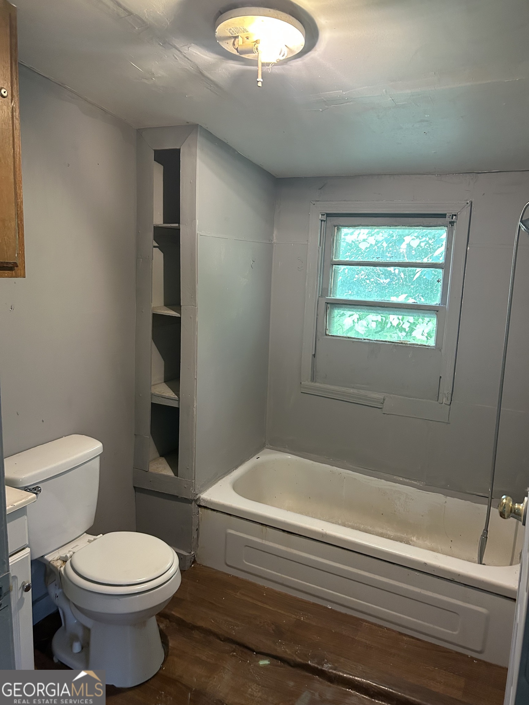58 Washington Street Property Photo 3