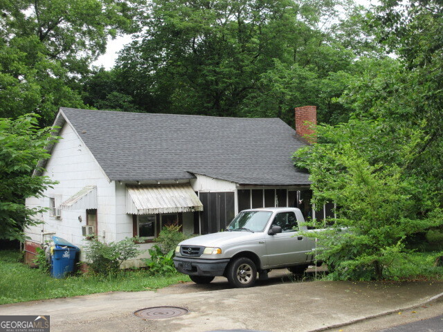 58 Washington Street Property Photo 7
