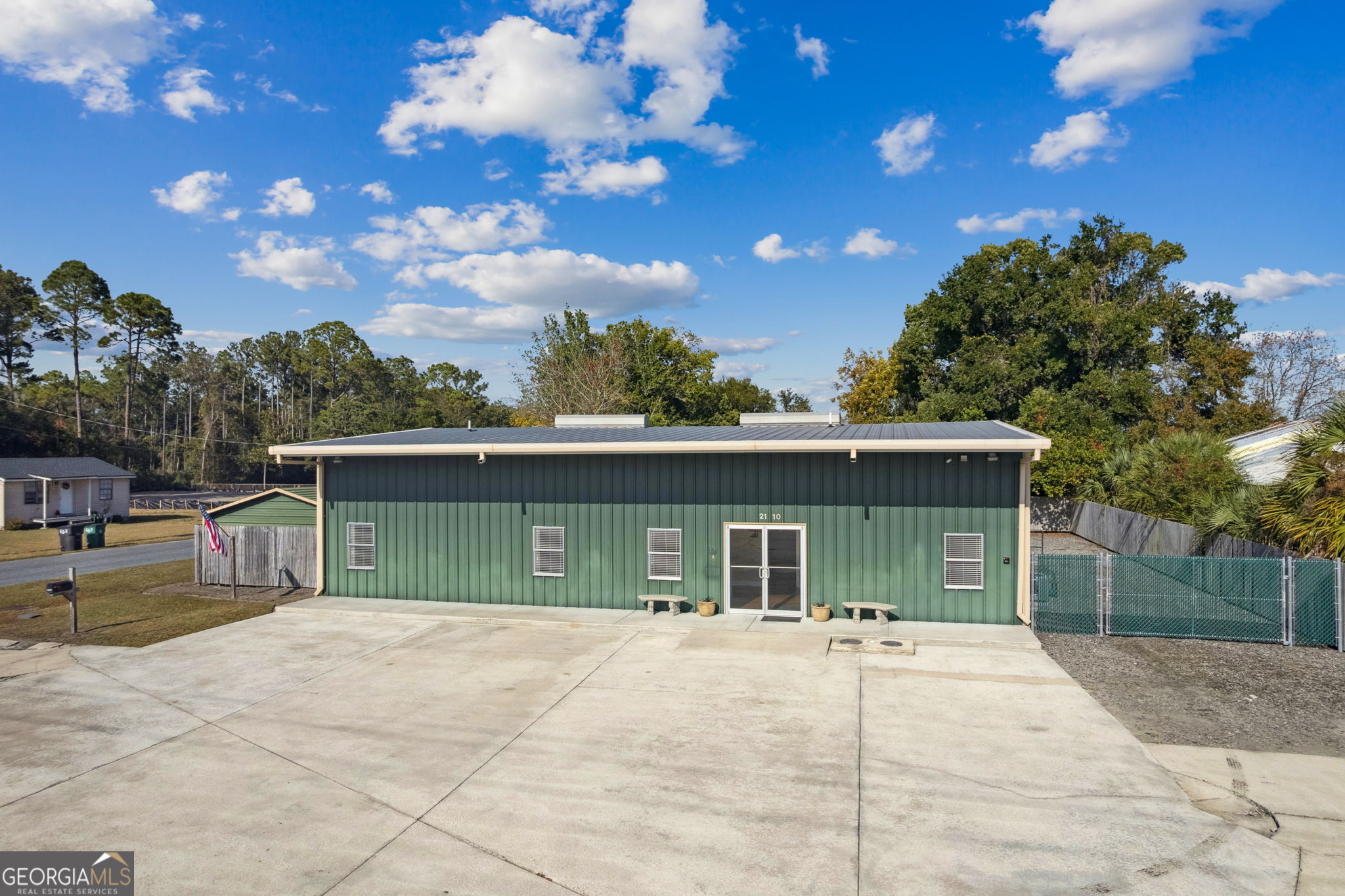 2110 Osborne Road Property Photo 4
