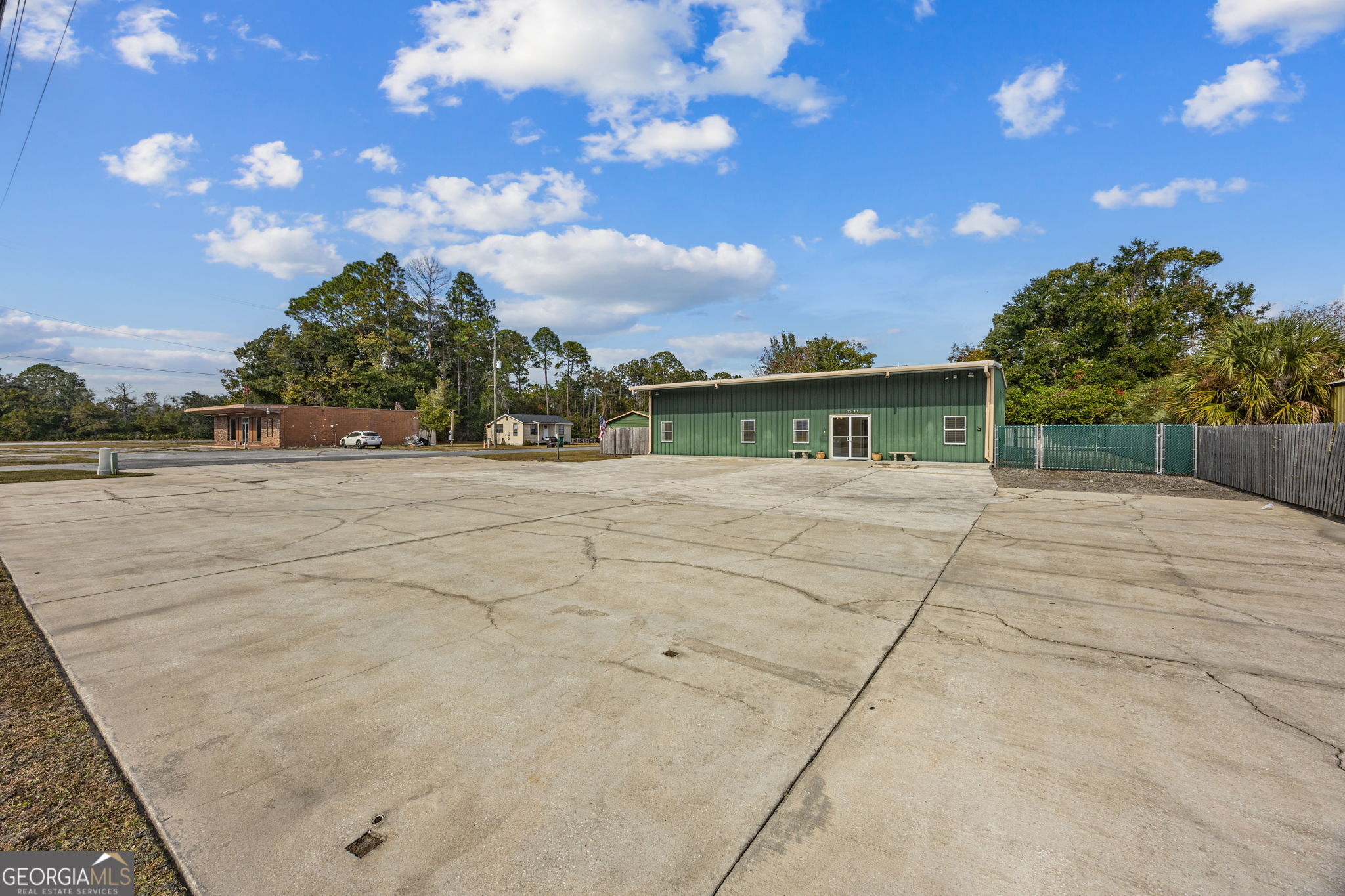 2110 Osborne Road Property Photo 13
