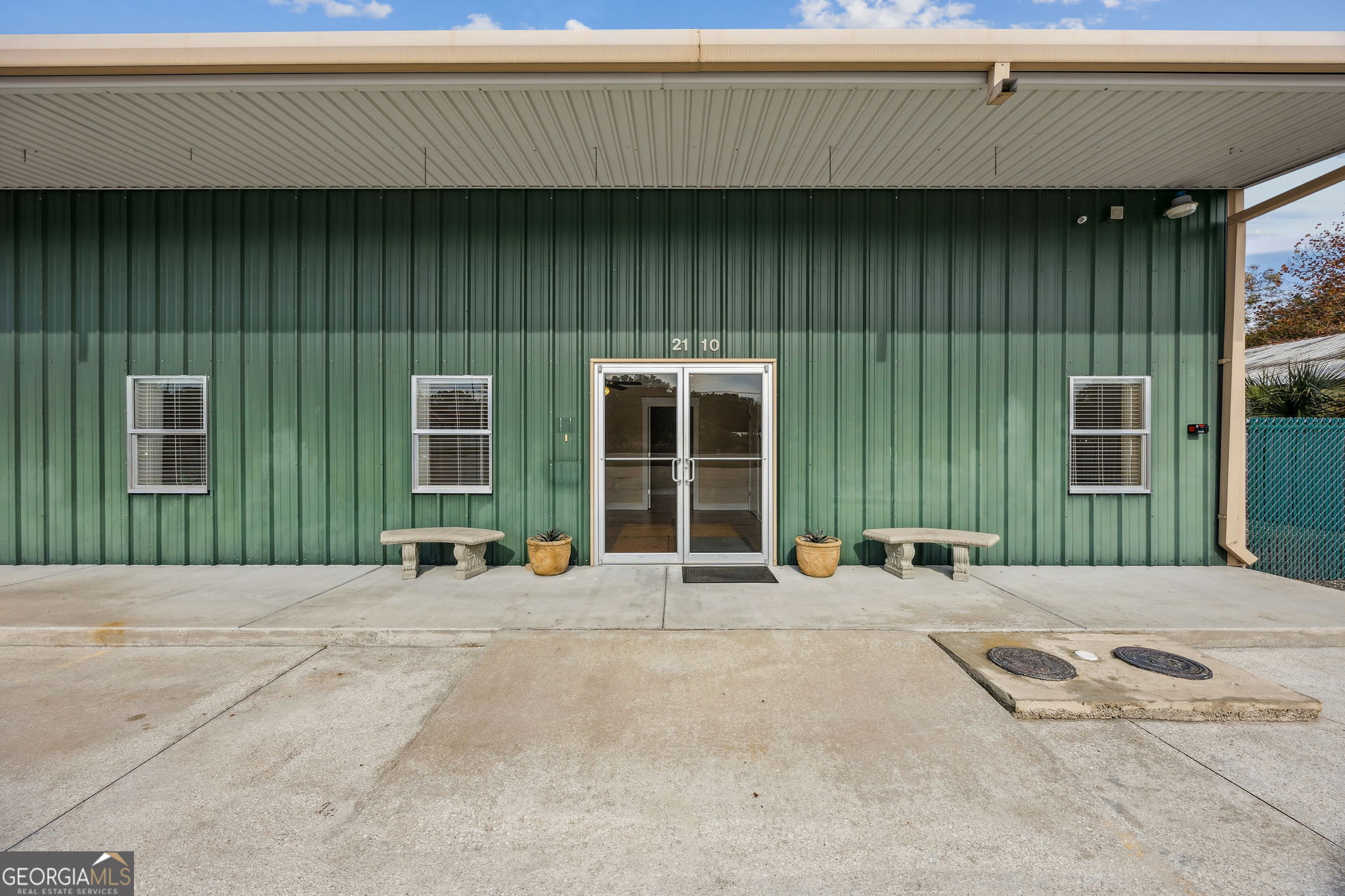 2110 Osborne Road Property Photo 14