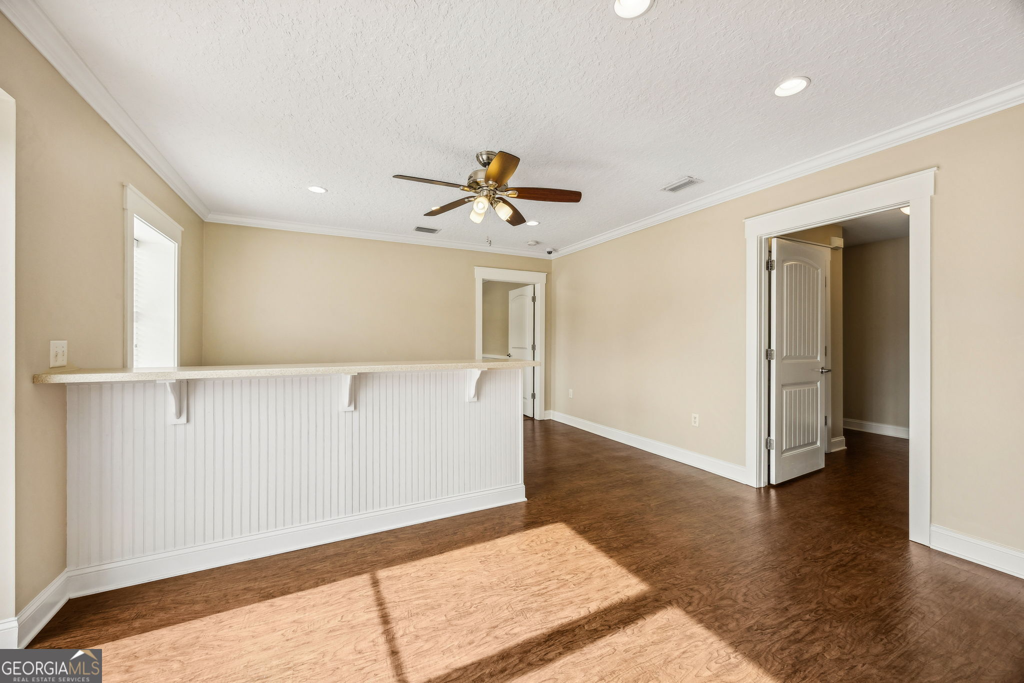 2110 Osborne Road Property Photo 18