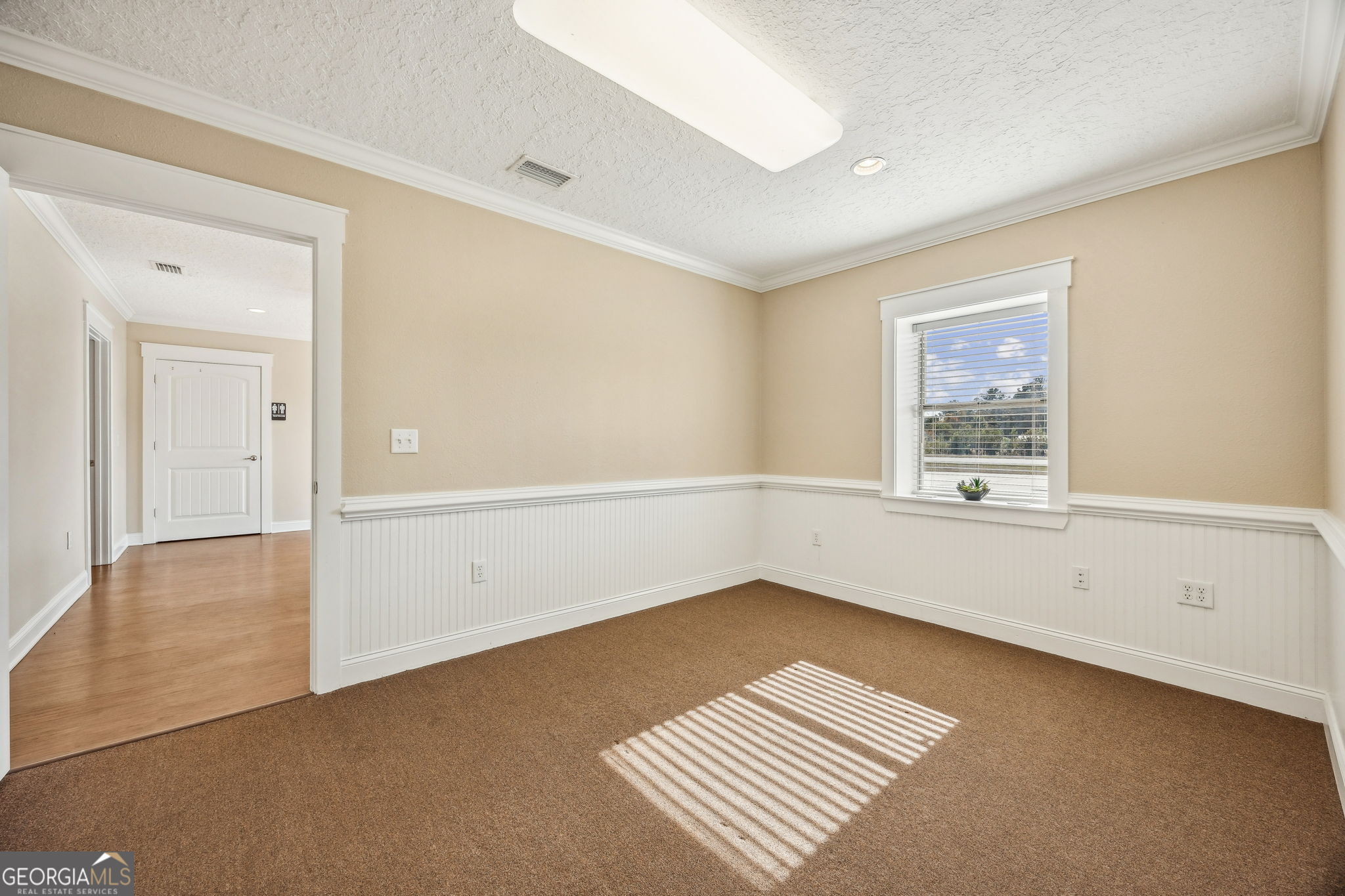 2110 Osborne Road Property Photo 19