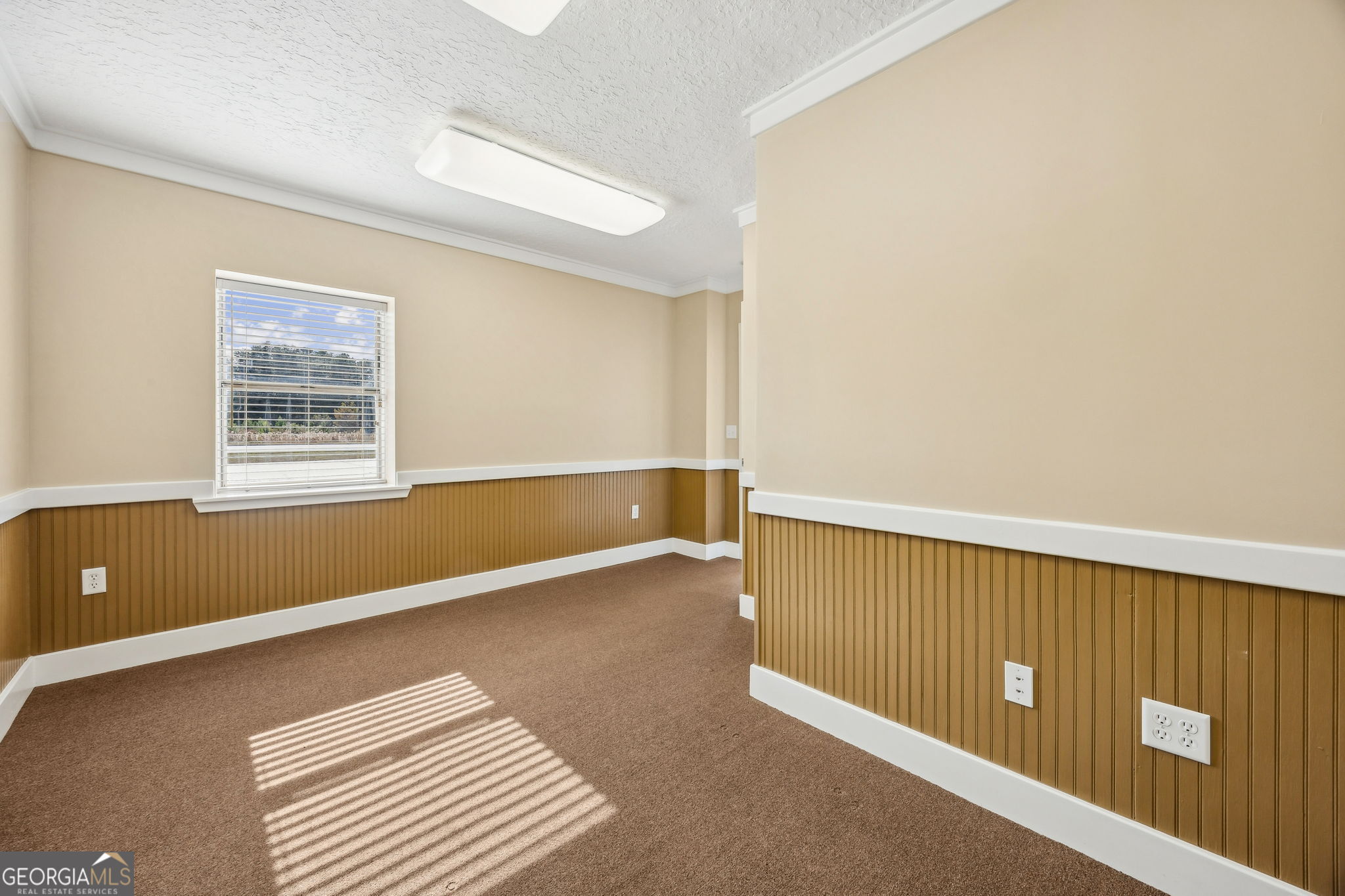 2110 Osborne Road Property Photo 28