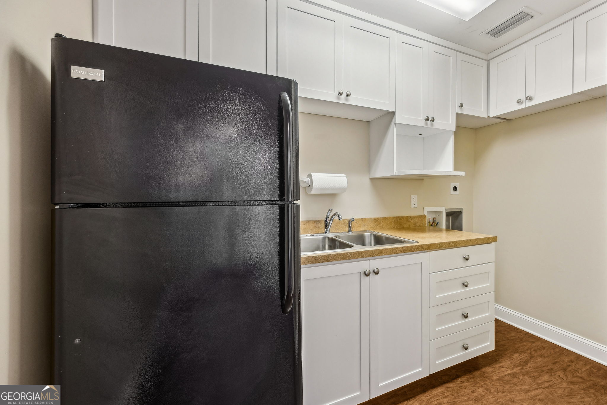 2110 Osborne Road Property Photo 31