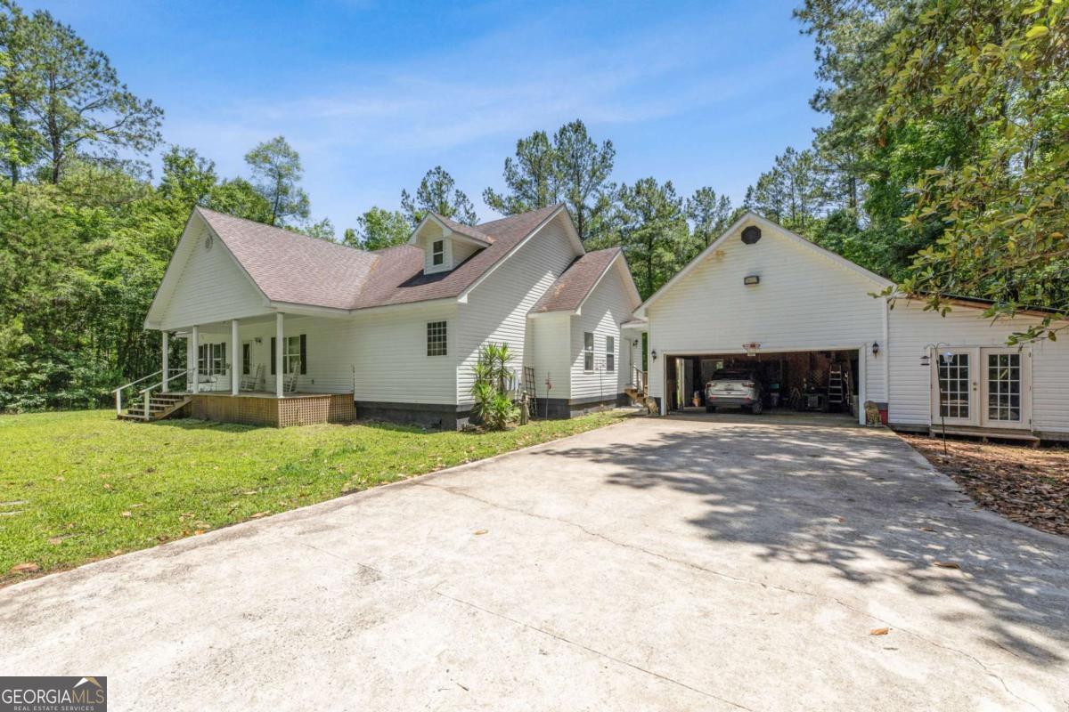 389 Magnolia Drive Property Photo 1