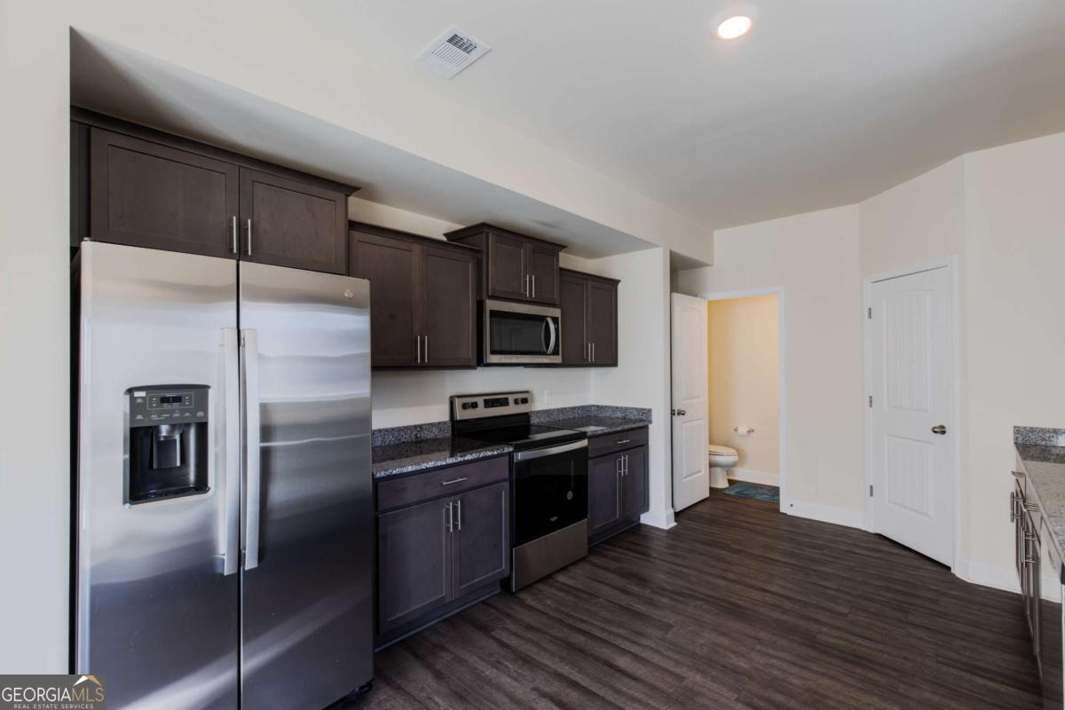 703 Mill Creek Property Photo 12