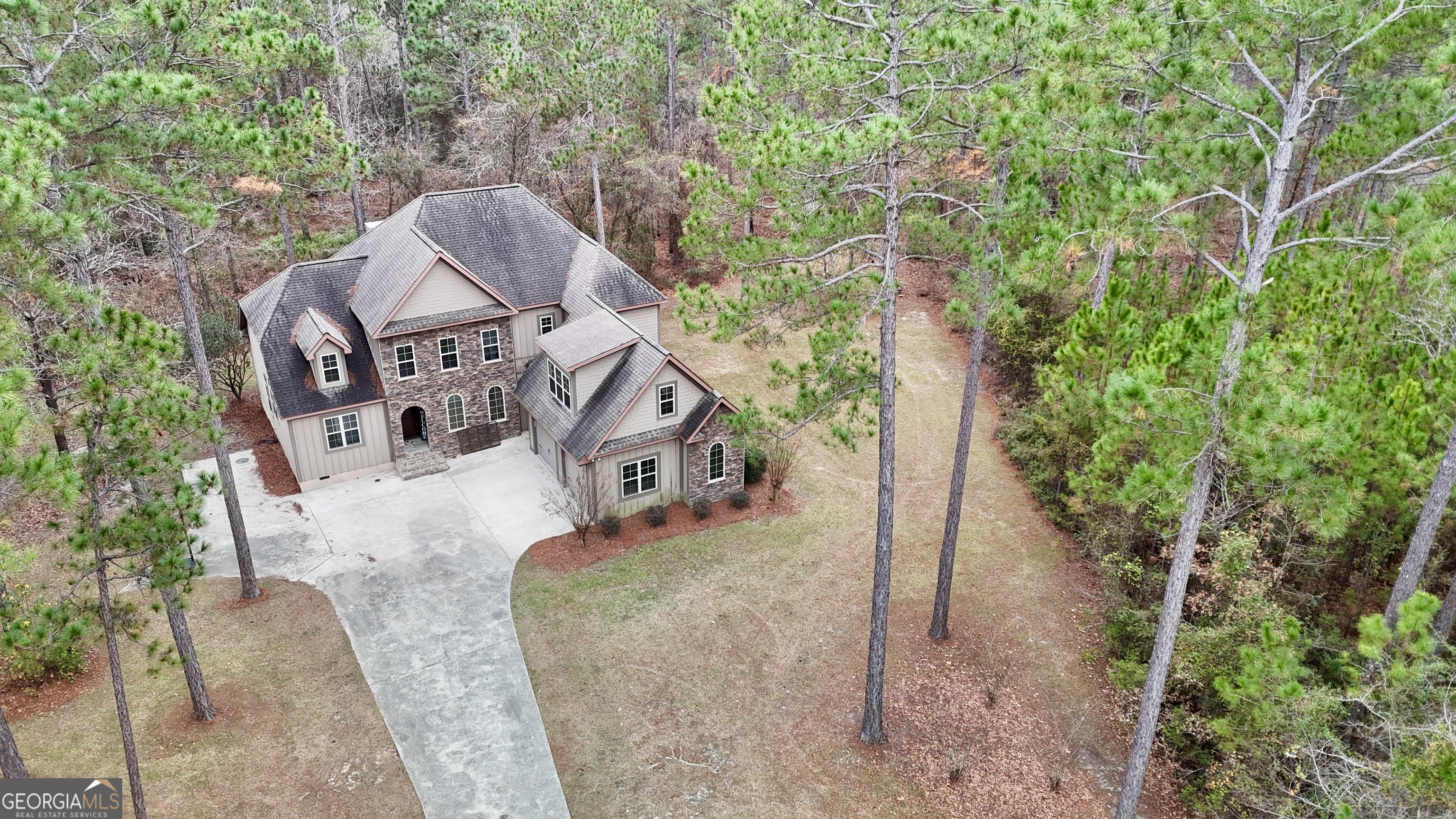 438 Highland Lakes Drive Property Photo 6
