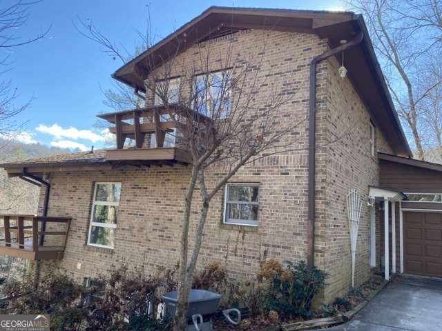 373 Western Way Property Photo 2