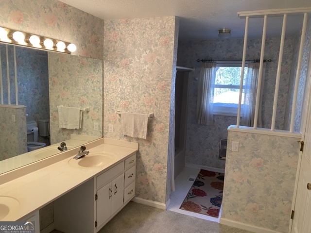 373 Western Way Property Photo 7