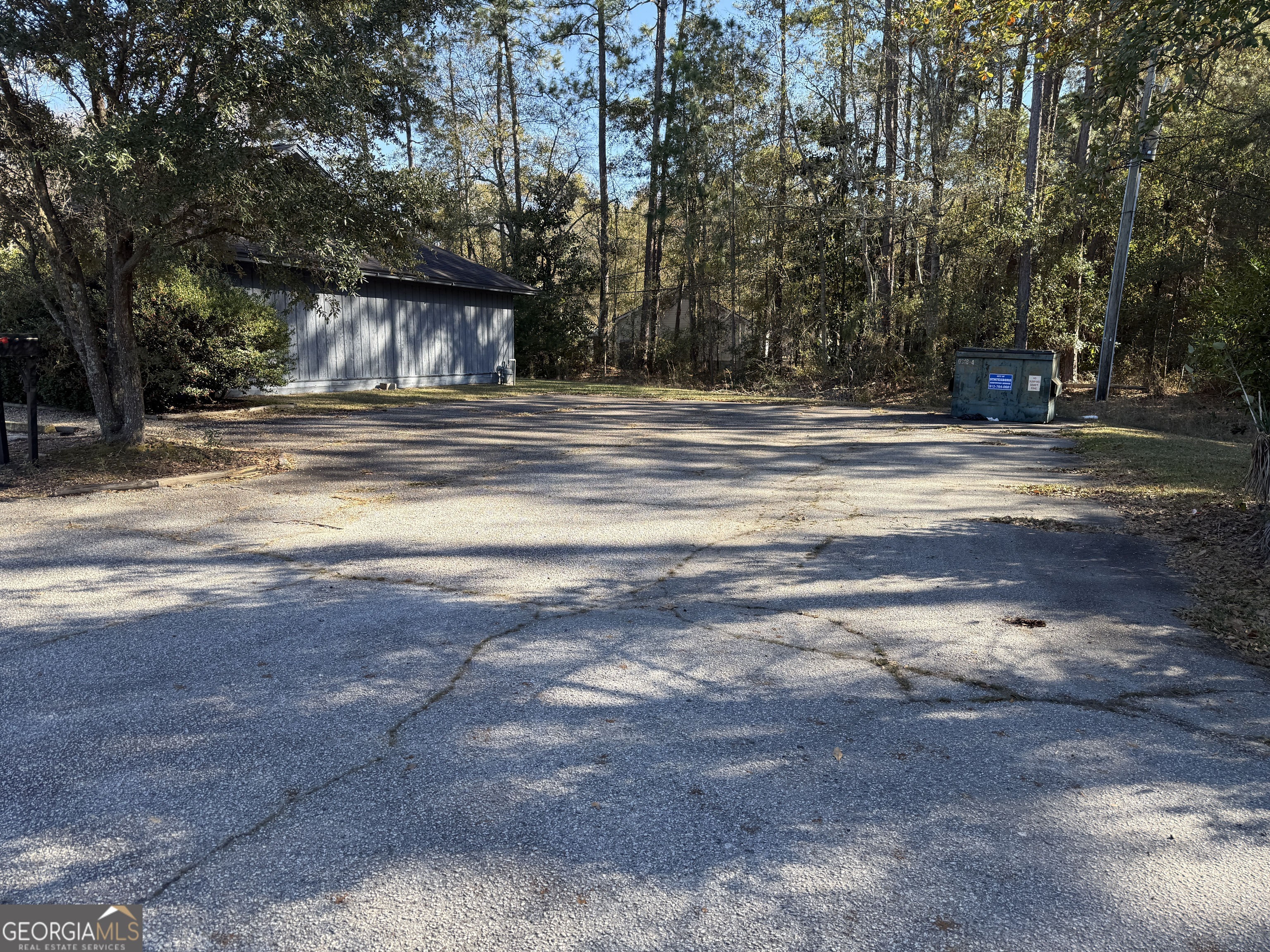 2 Ed Moore Court Property Photo 5
