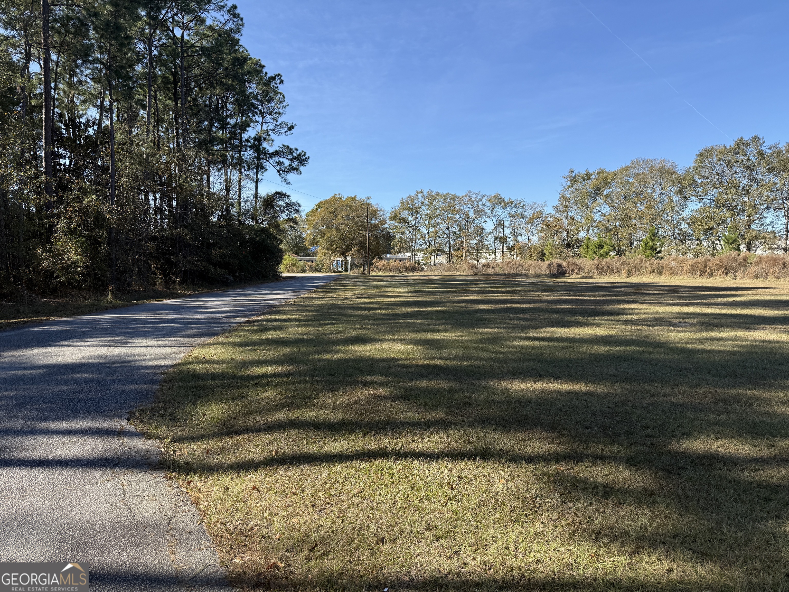 2 Ed Moore Court Property Photo 8