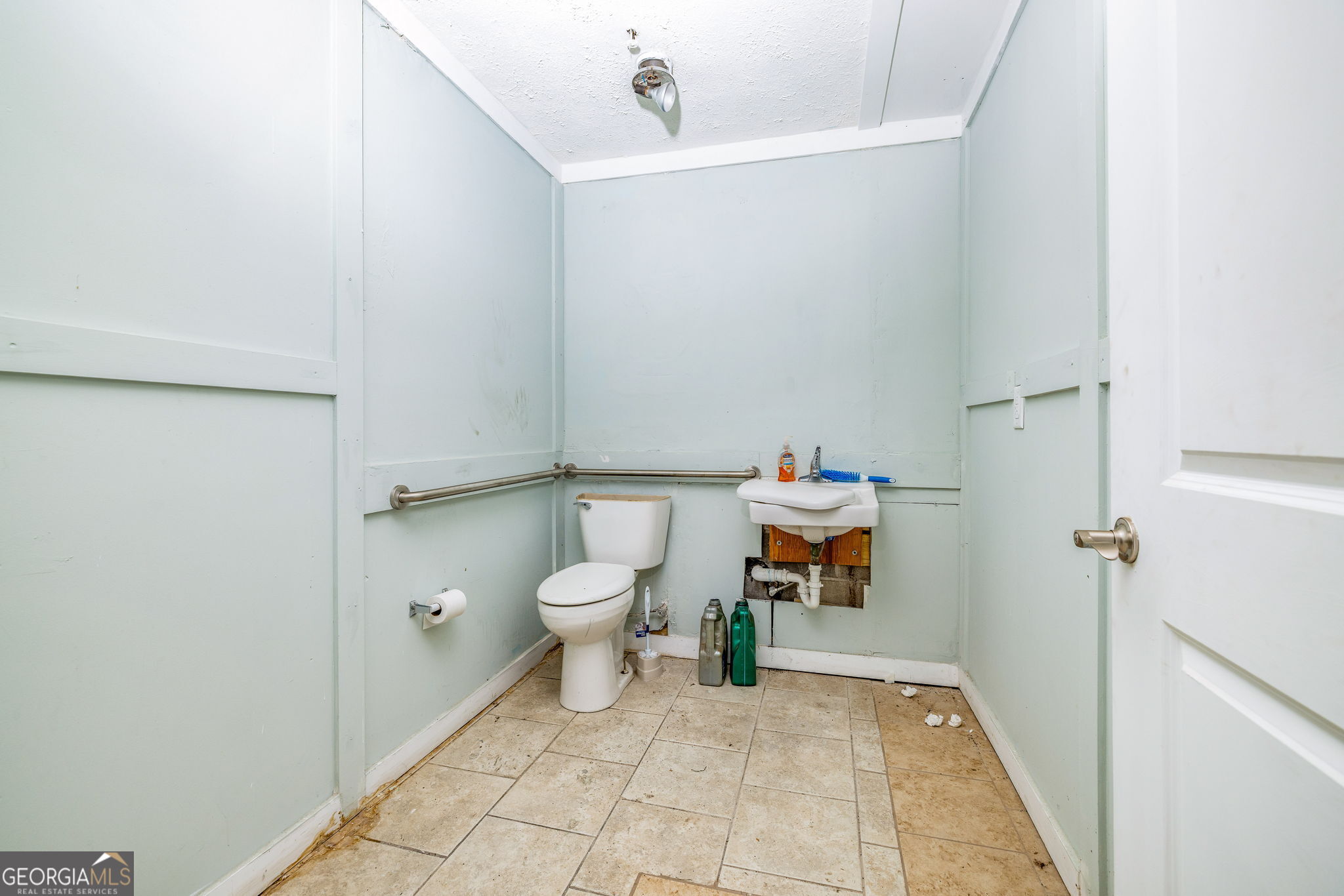 438 Irvin Street Property Photo 10