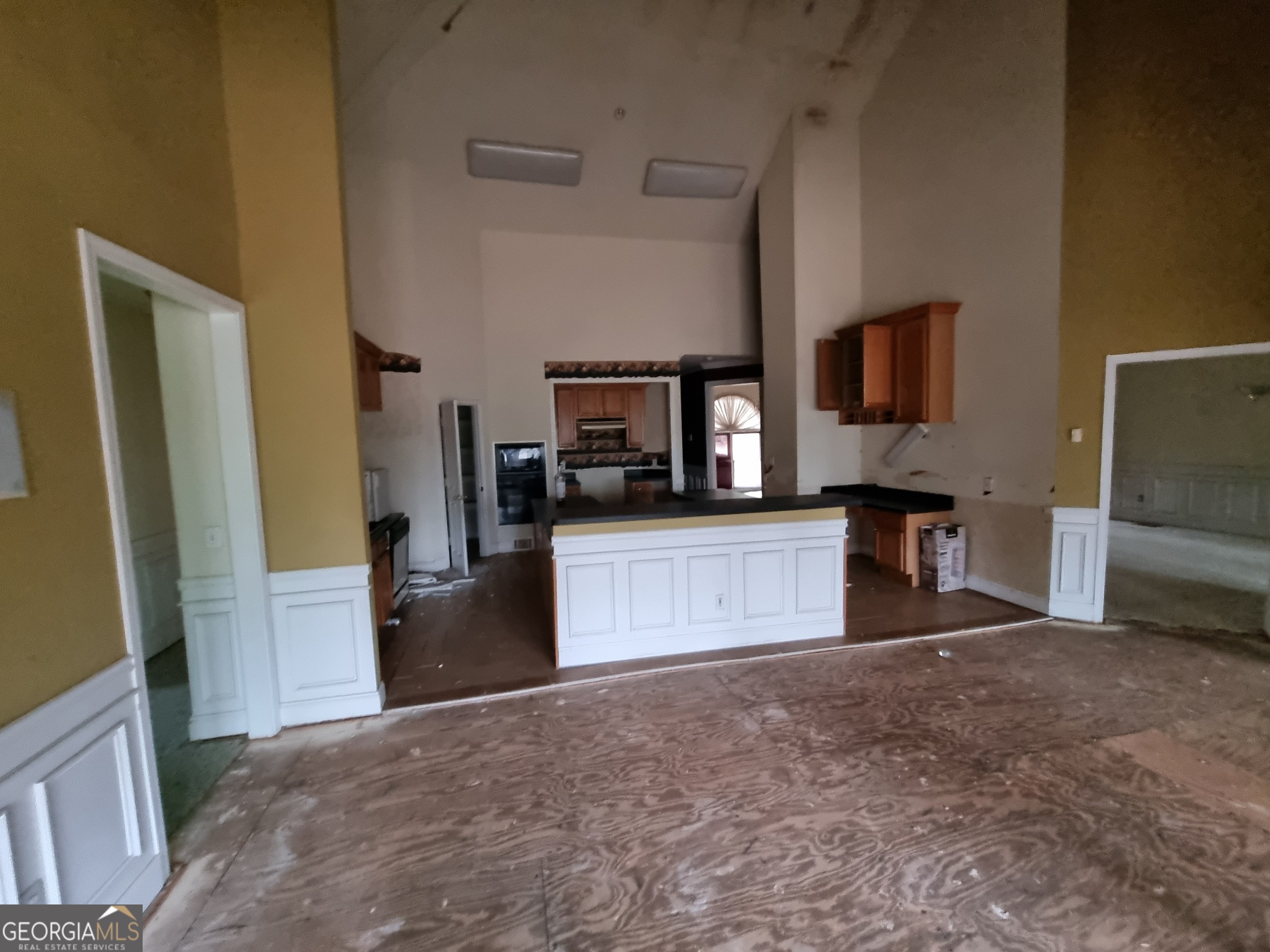 6235 Short Road Property Photo 4
