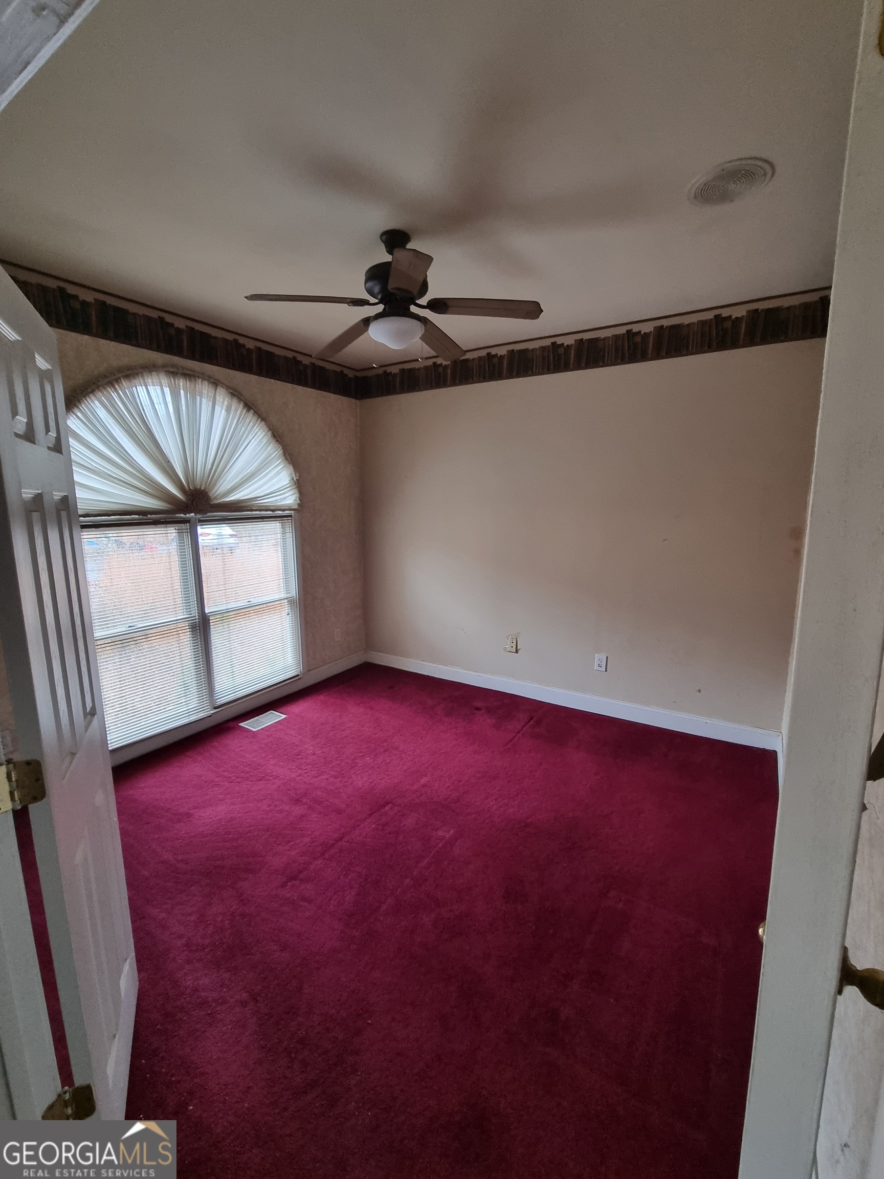 6235 Short Road Property Photo 18
