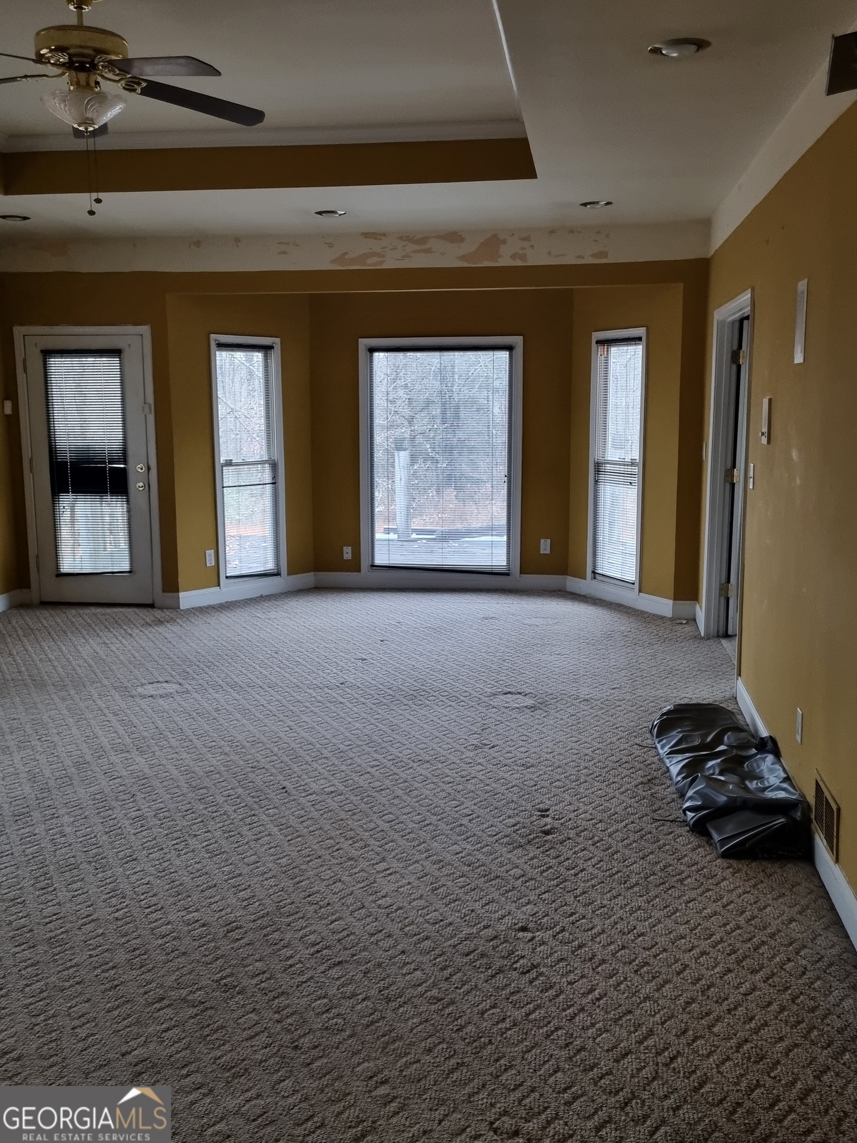 6235 Short Road Property Photo 22