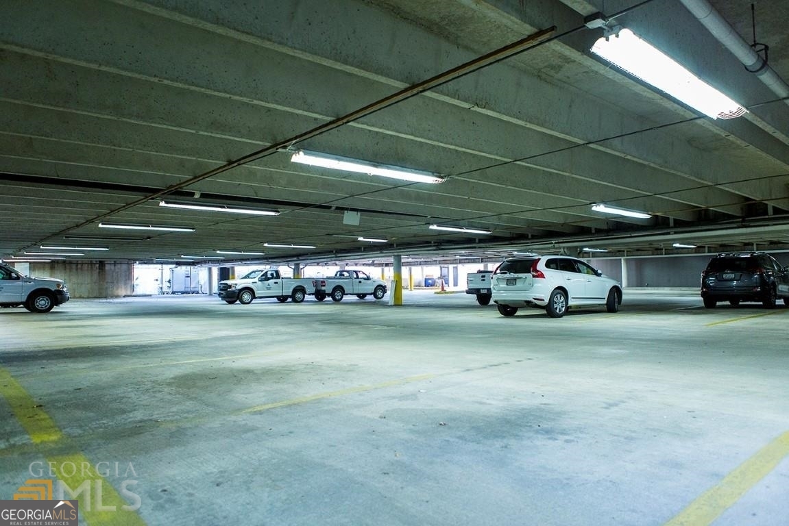 800 Broad Street Property Photo 5