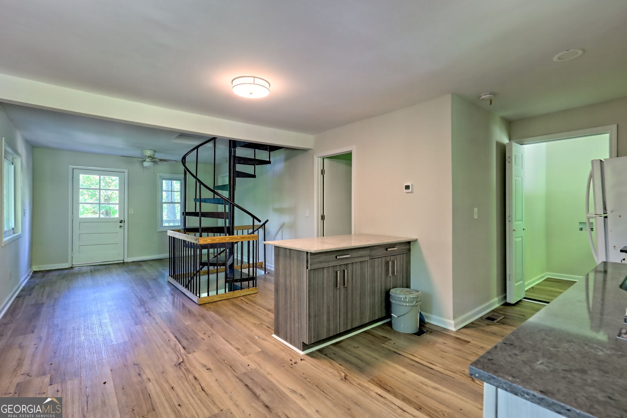 11 Electric Avenue Property Photo 6