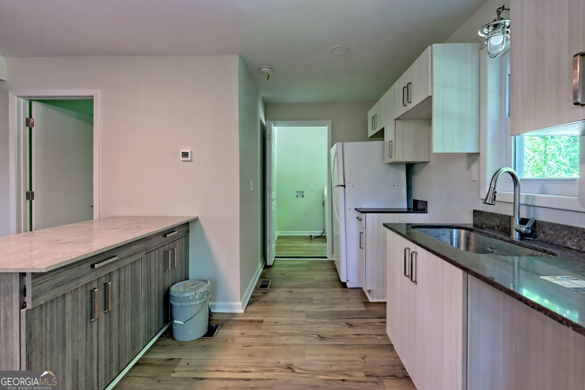 11 Electric Avenue Property Photo 8